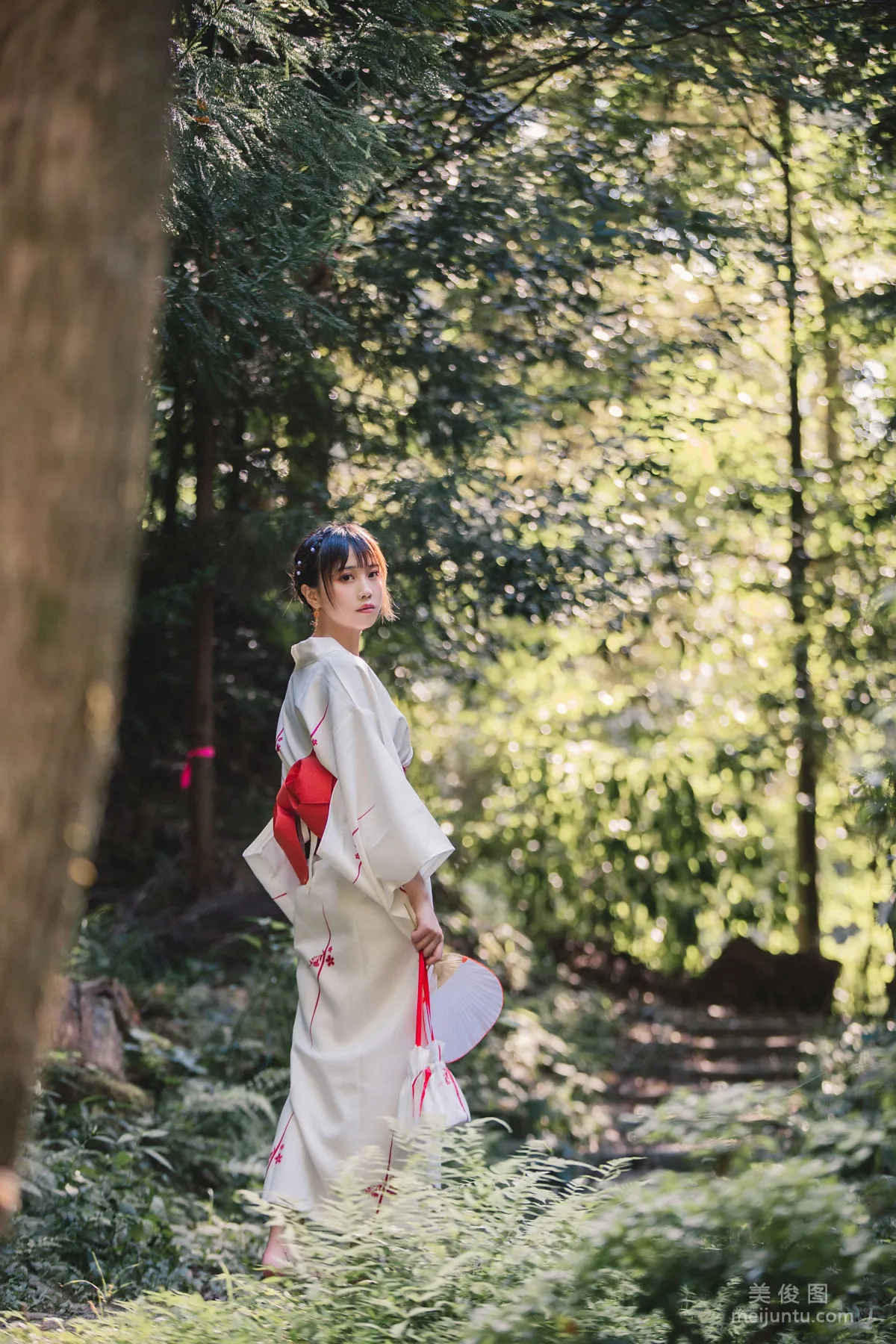 [Cosplay] Nianxue ww - Things in June Photo Set photo 57