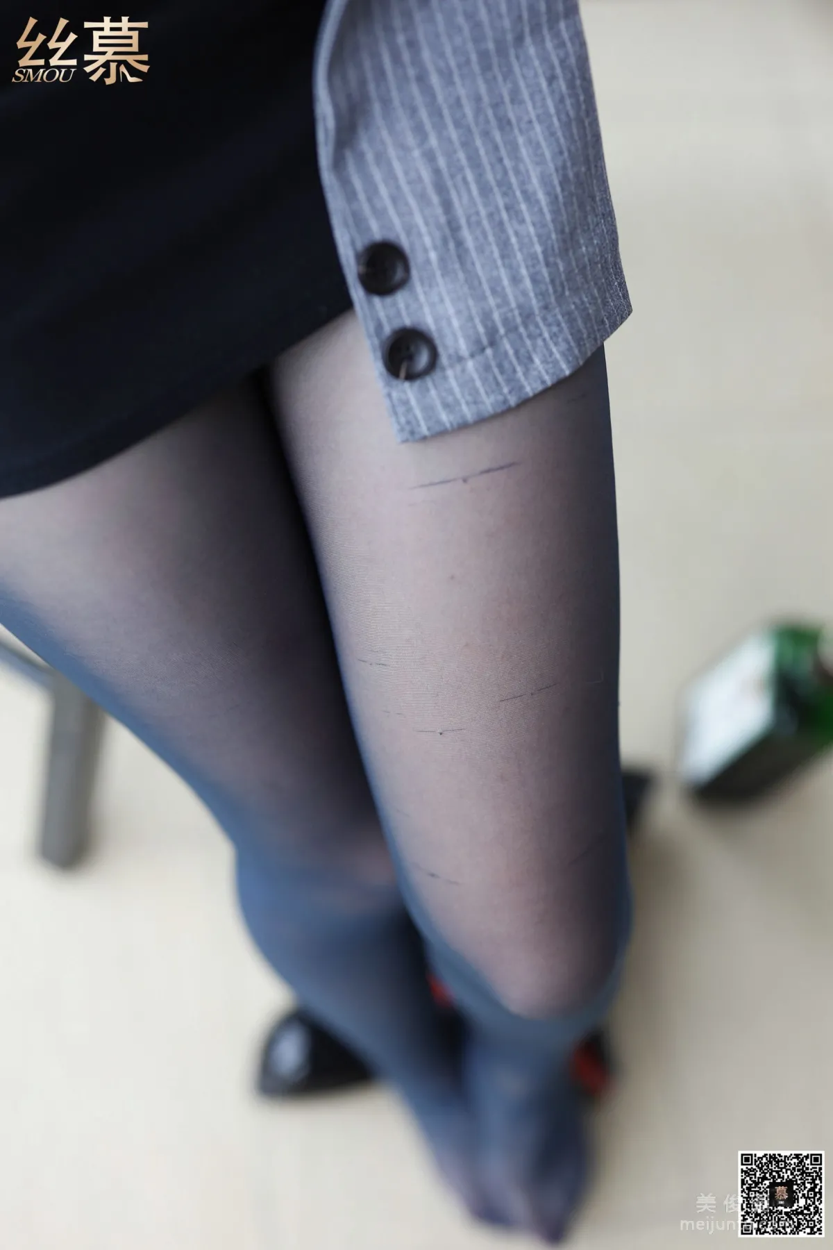 [絲慕SMOU] 特寫集 TX052 米朵 《一絲微醺》 絲襪美腿寫真套圖 46