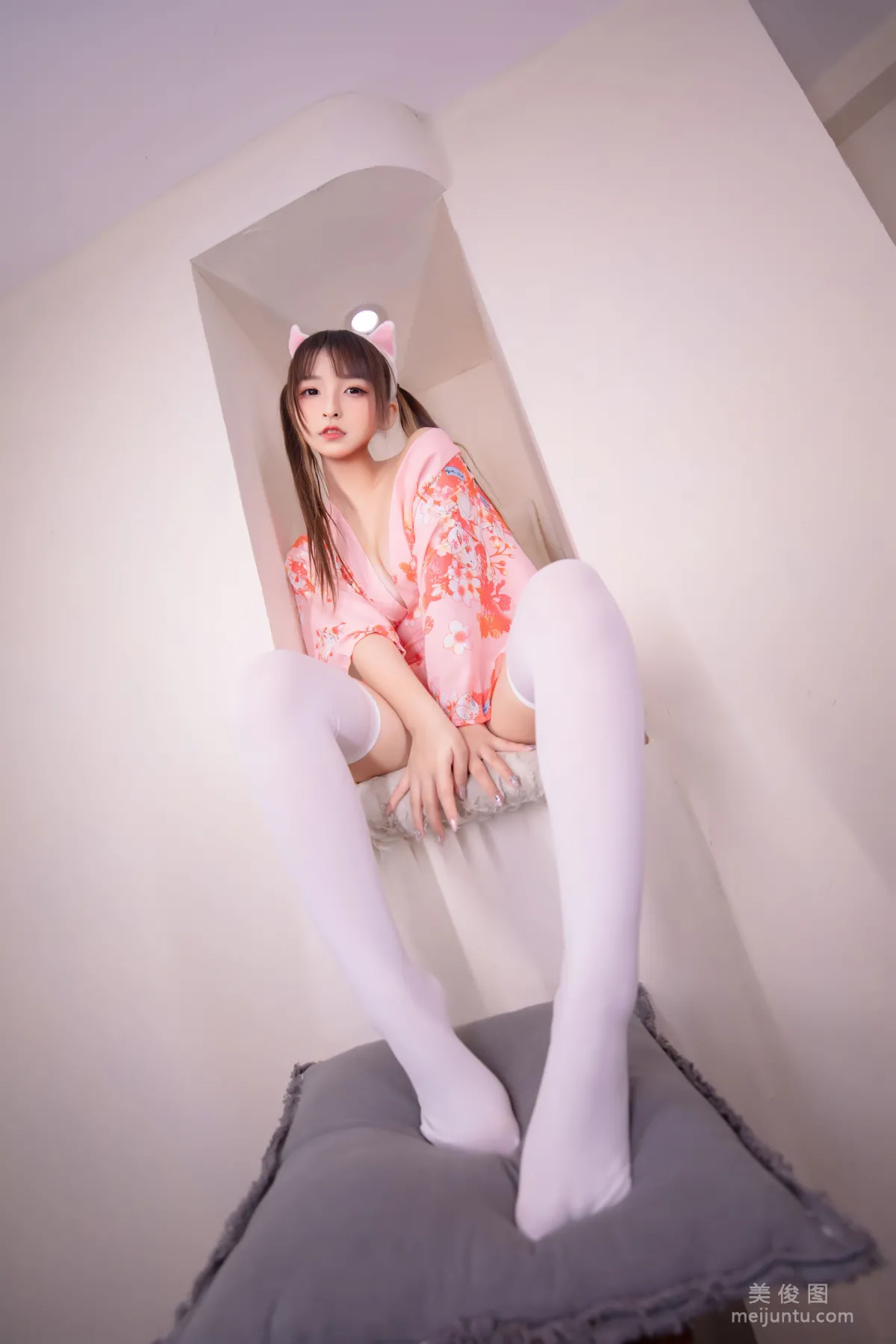 Shenle Banzhen Dong: Web Idols photo 55