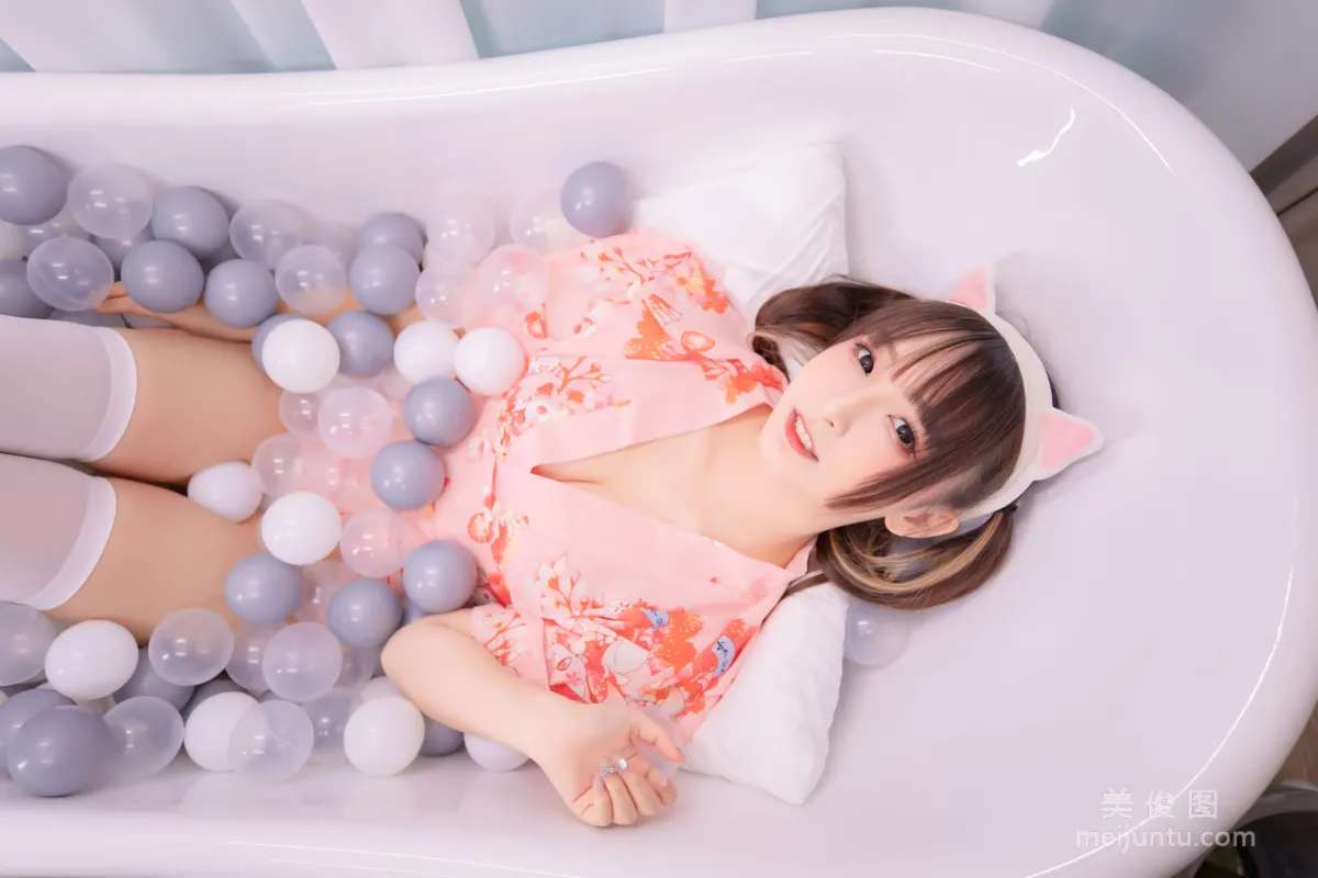 Shenle Banzhen Dong: Web Idols photo 27