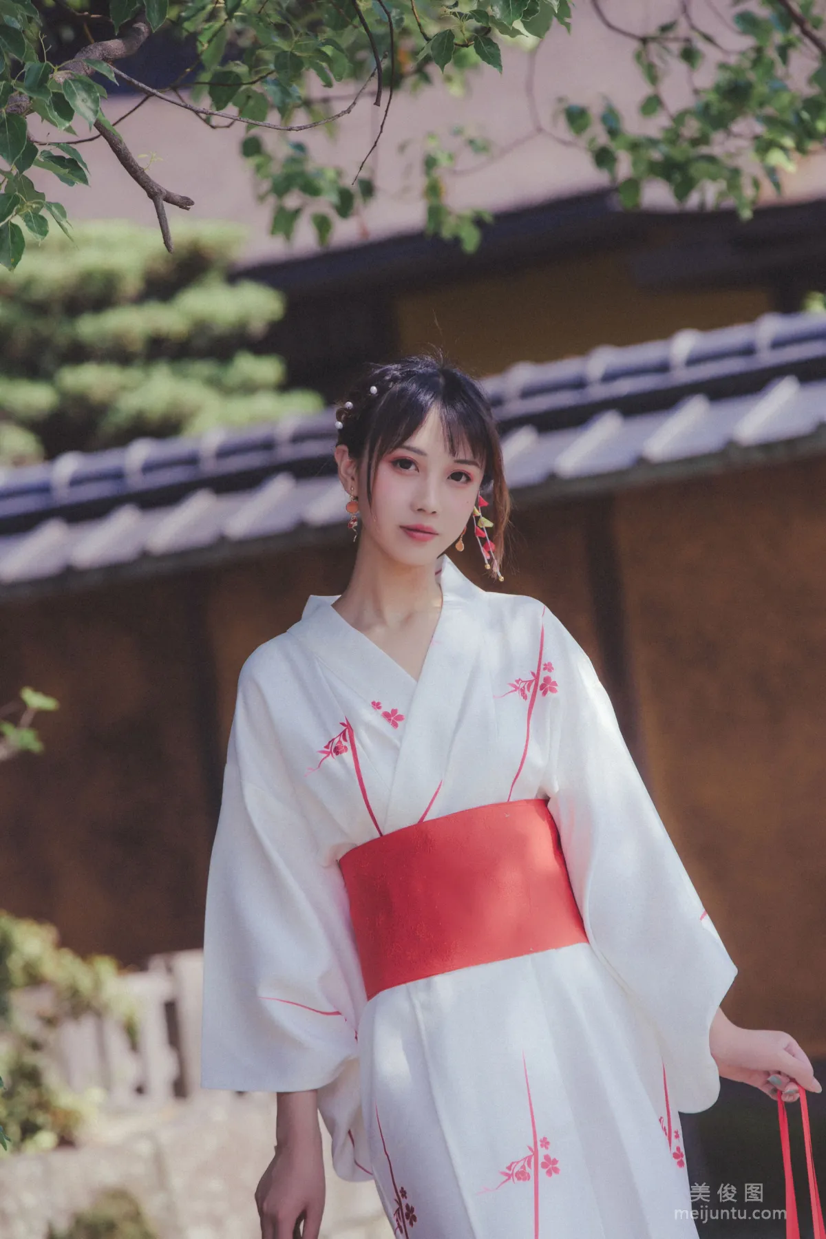 [Cosplay] Nianxue ww - Things in June Photo Set photo 41