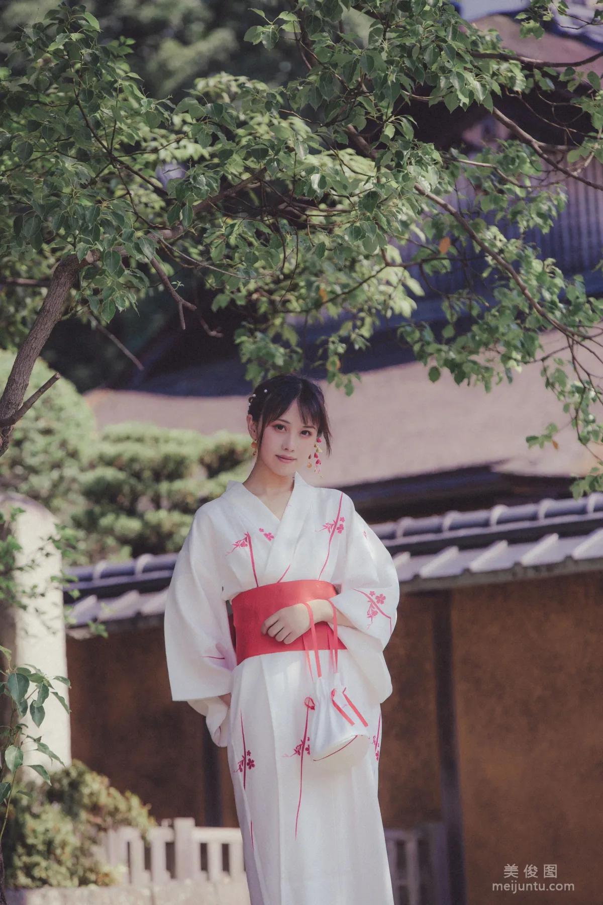 [Cosplay] Nianxue ww - Things in June Photo Set photo 40