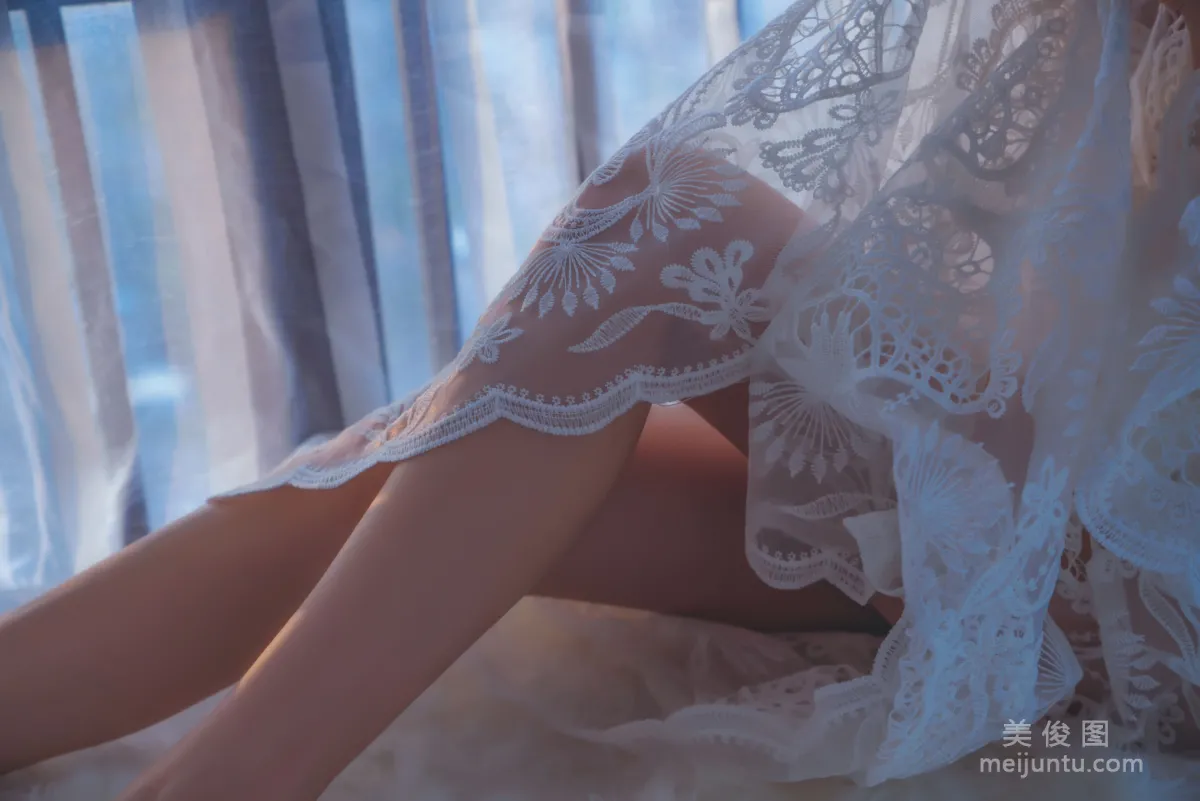 [Cosplay] 桜桃喵 - 初雪 寫真套圖 35