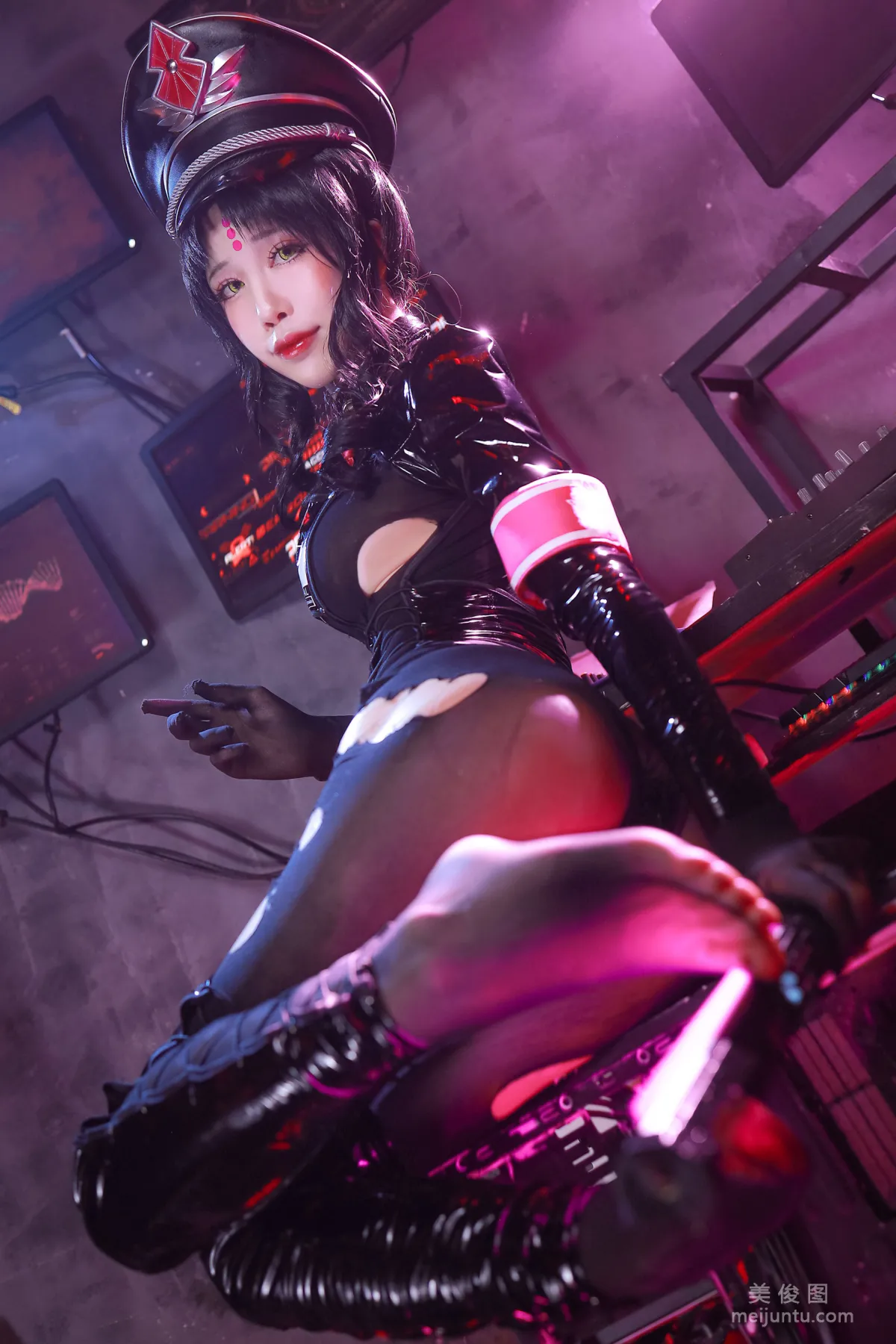 Shui Miao: Web Idols photo 8