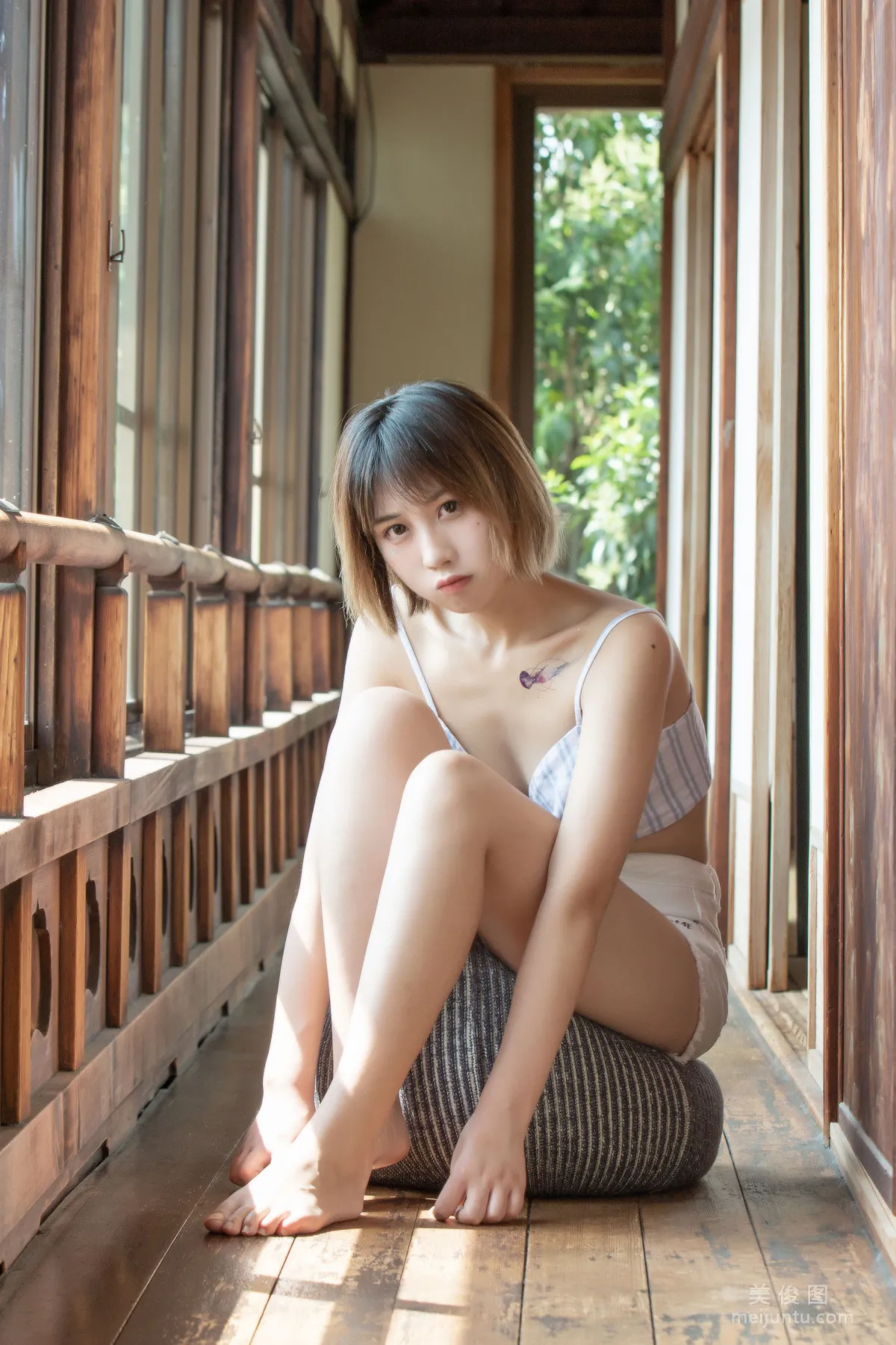 [Cosplay] Nianxue ww - Things in June Photo Set photo 24