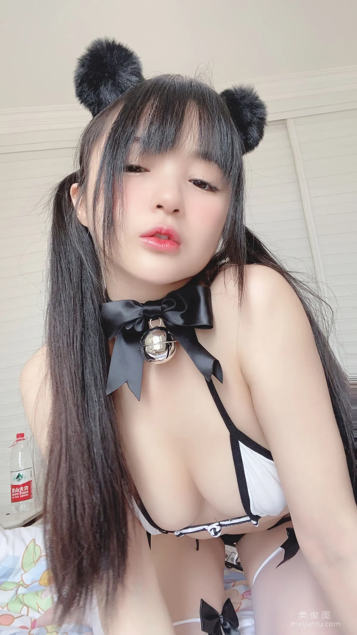 Yingjing Ningning: Web Idols photo 3