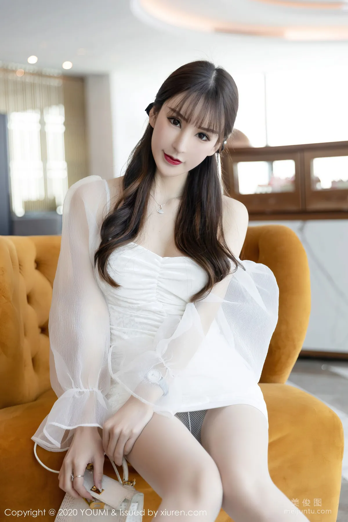 [YouMi] Vol.570 Zhou Yuxi Sandy - Pure White Light and Translucent Clothing Lightly Wrapping the Graceful Body photo 6