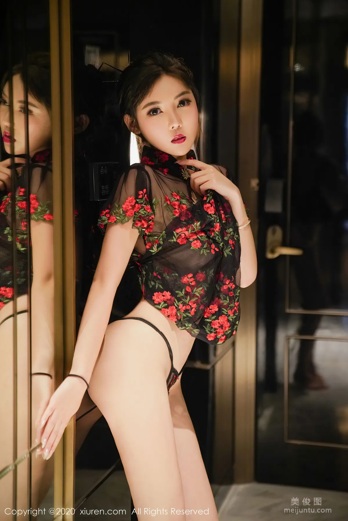 [秀人XIUREN] No.2849 @萌漢藥baby&amp;@張雨萌 - 韻味典雅旗袍主題系列 13