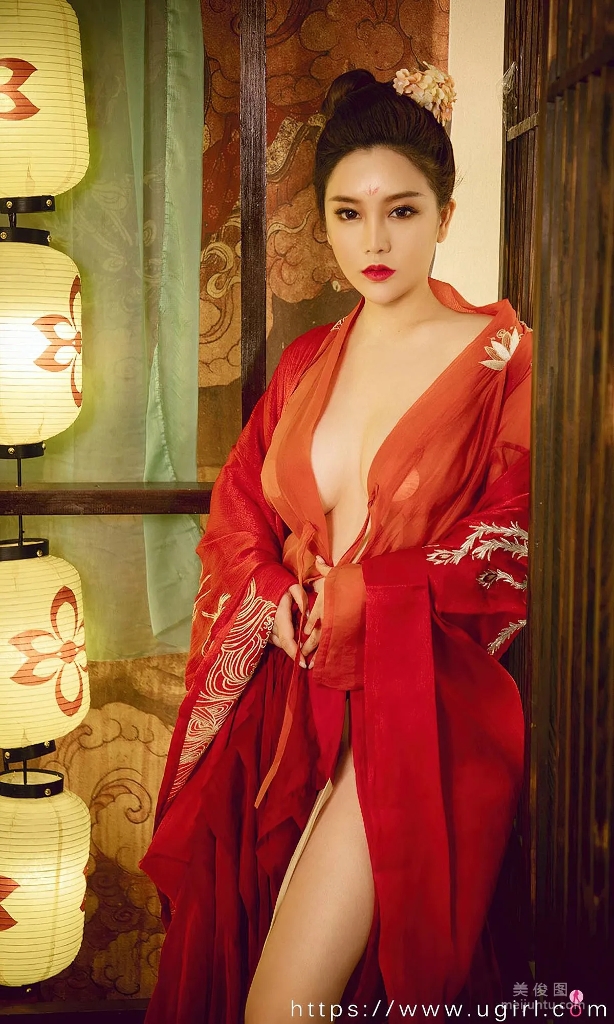 [Ugirls] NO.2009 Jin Zilin - Night Meeting in Neon Dress as the Lanterns Light Up photo 21
