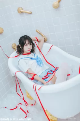 [喵糖映畫] VOL.364 浴室JK 寫真套圖