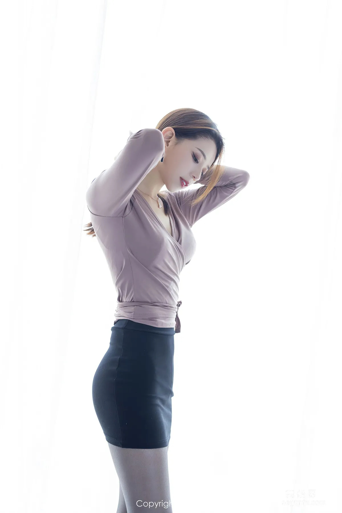 [XiuRen] No.2818 Yan Mo - Urban Beauty OL Style photo 13