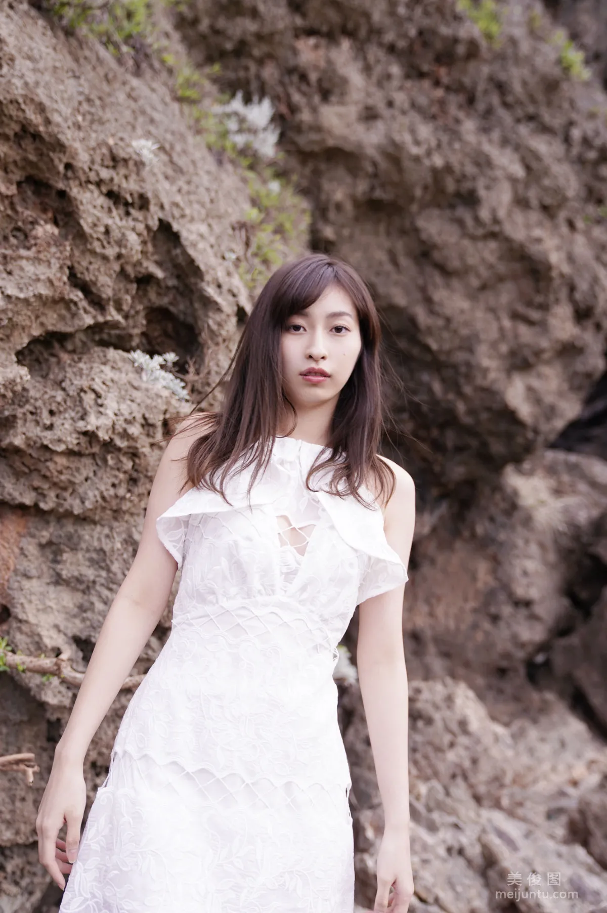 [Hello! Project Digital Books] No.199 Akari Uemura photo 100