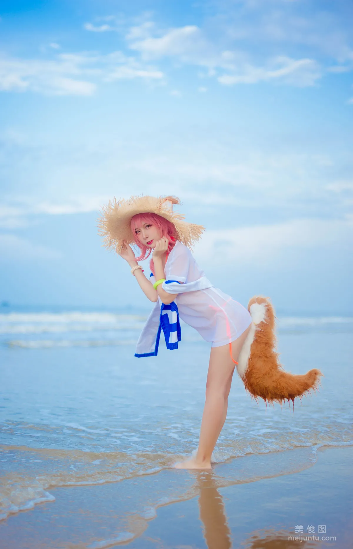 Erzuo Nisa: Web Idols photo 25