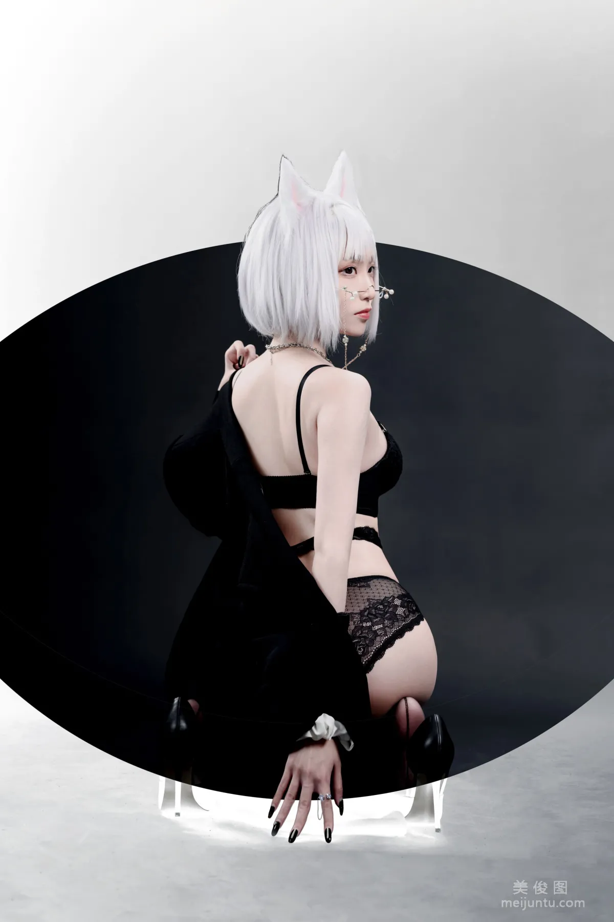 Long-Legged Coser Qingqingzi Js & Li Ling - Fox and Wolf photo 8