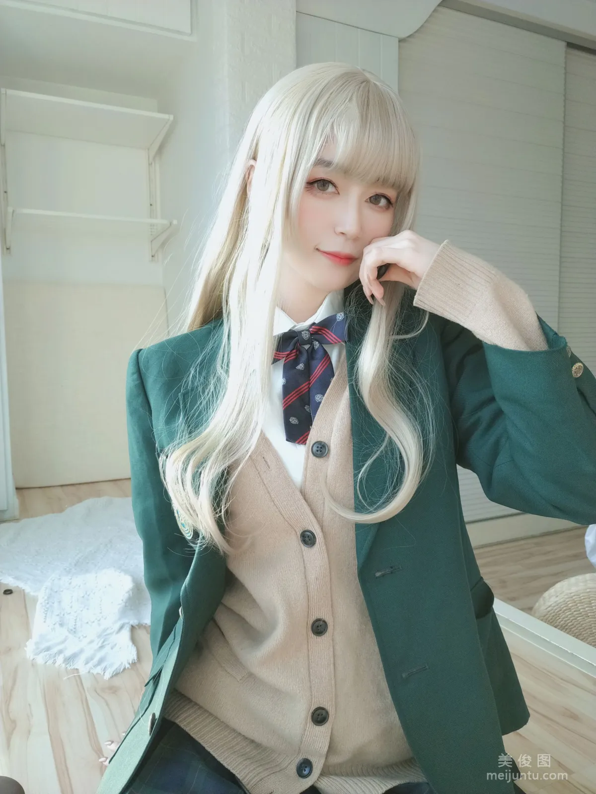 Baiyin 81: Web Idols photo 3