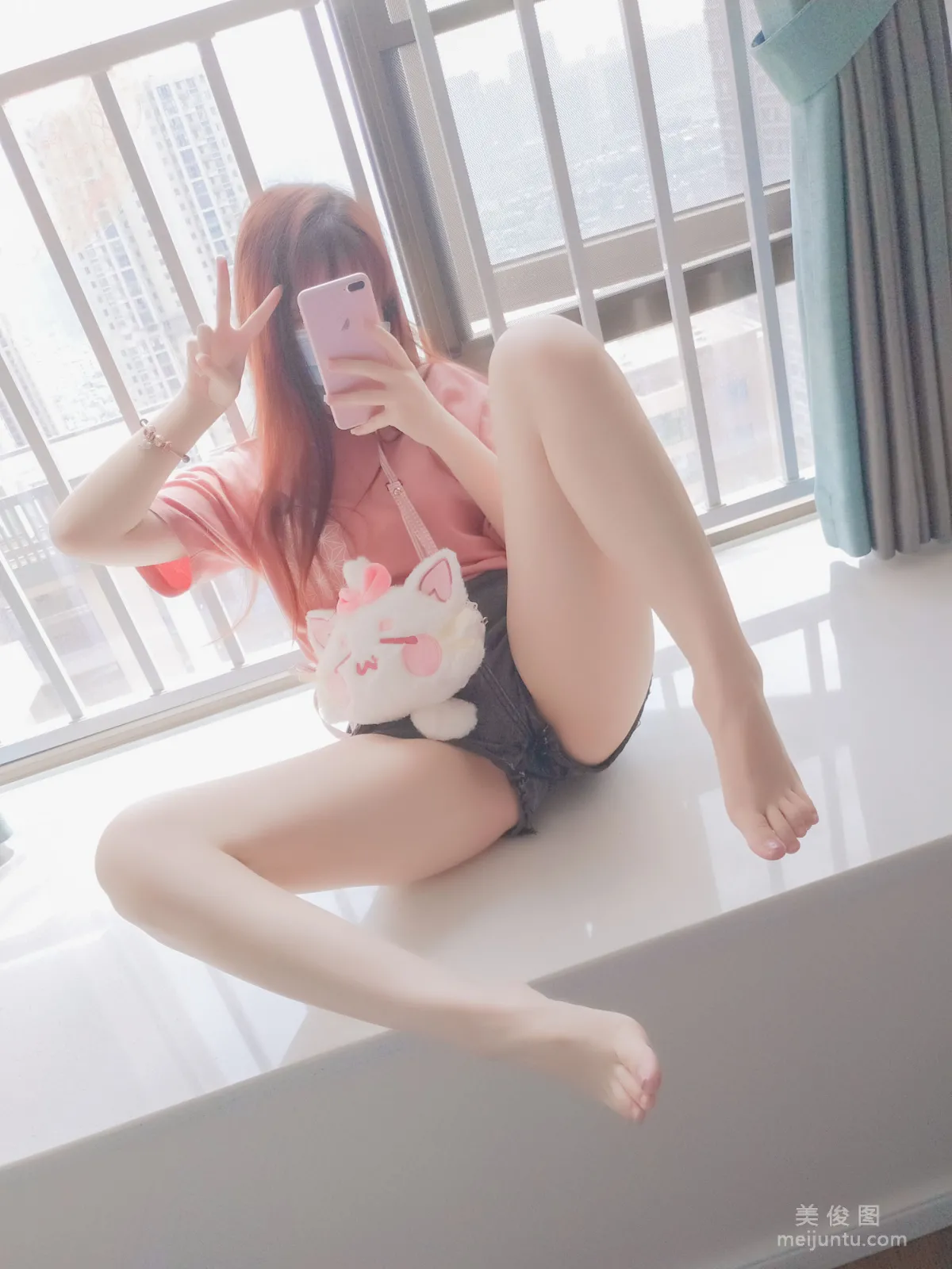 Anime Blogger Xueqing Astra, Beautiful Legs, Beautiful Feet, Beautiful Curves photo 18