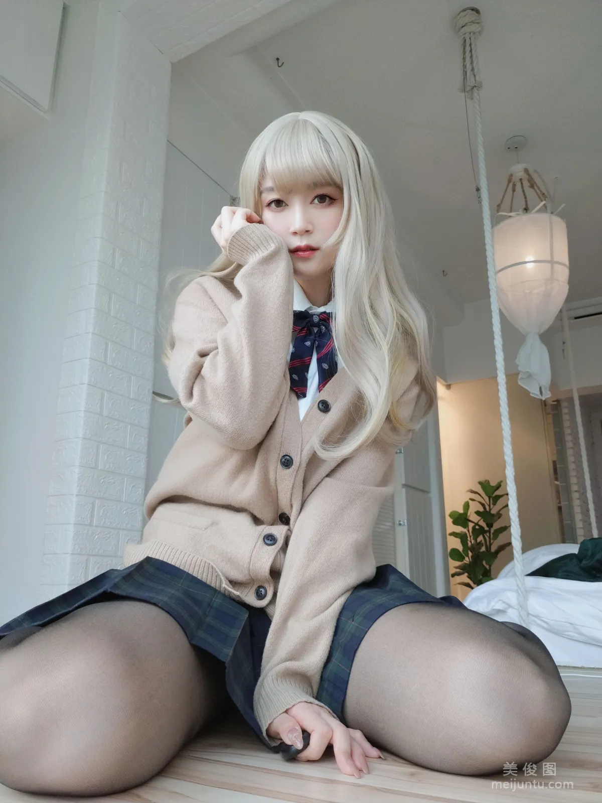 Baiyin 81: Web Idols photo 33
