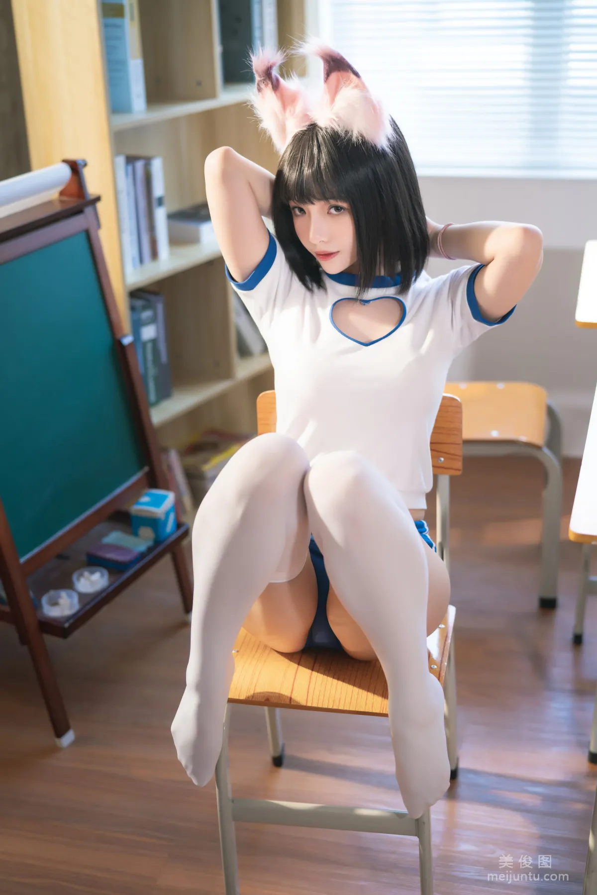 [COS] Anime Blogger Wenmei Bujiang Daoli - Sportswear Cat Girl photo 18