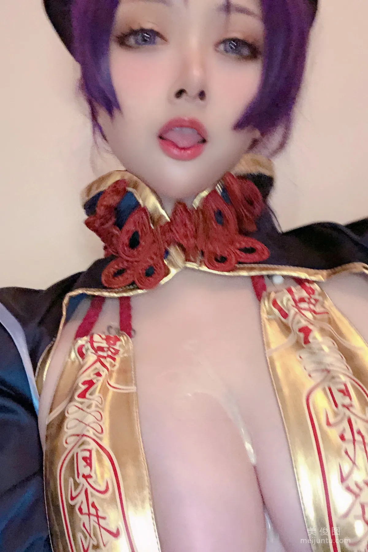 [Cosplay Photo] Niannian D - Milk Light Zombie Girl Selfie photo 5