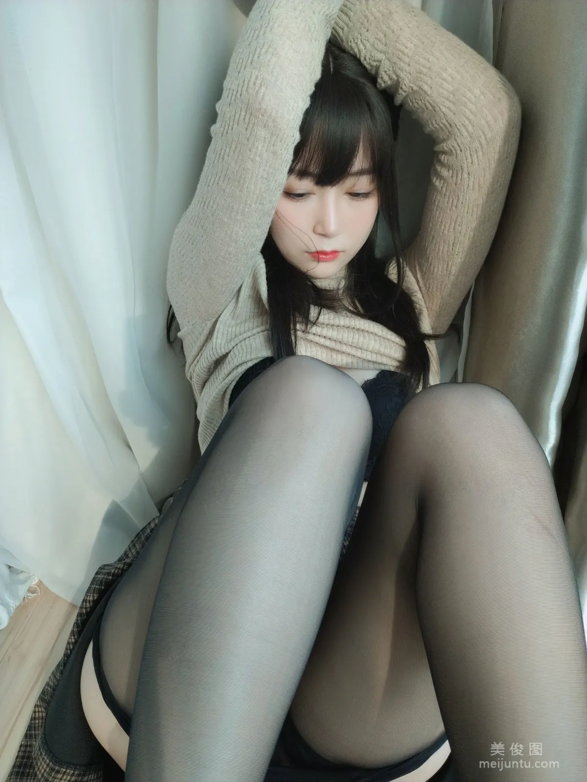 Baiyin 81: Web Idols photo 32