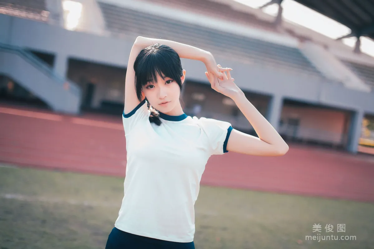 [COS福利] 滄霁桔梗 - 黑絲體操服 44