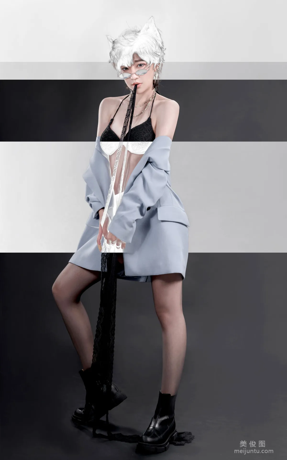 Long-Legged Coser Qingqingzi Js & Li Ling - Fox and Wolf photo 6