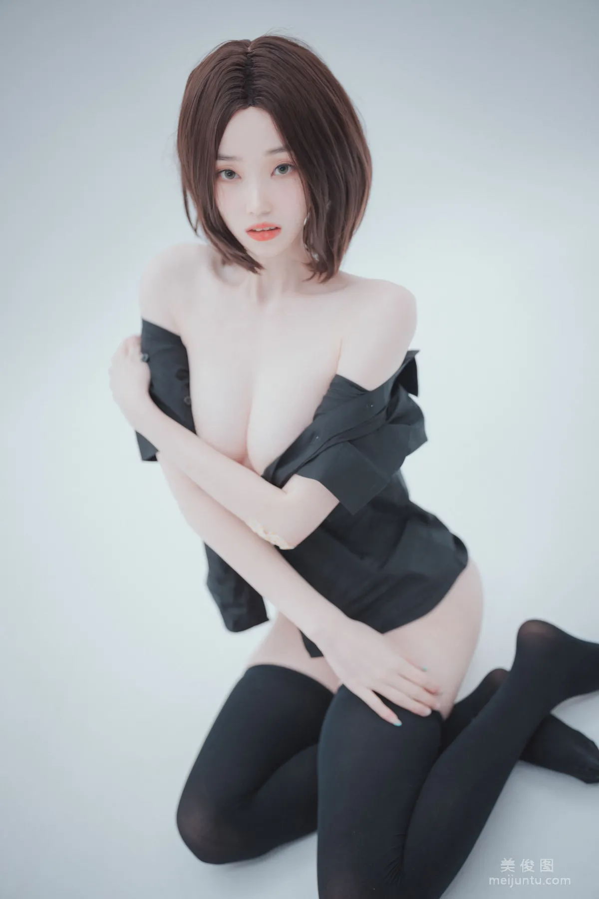 [DJAWA]  BamBi - Hi Sam! 写真套图131