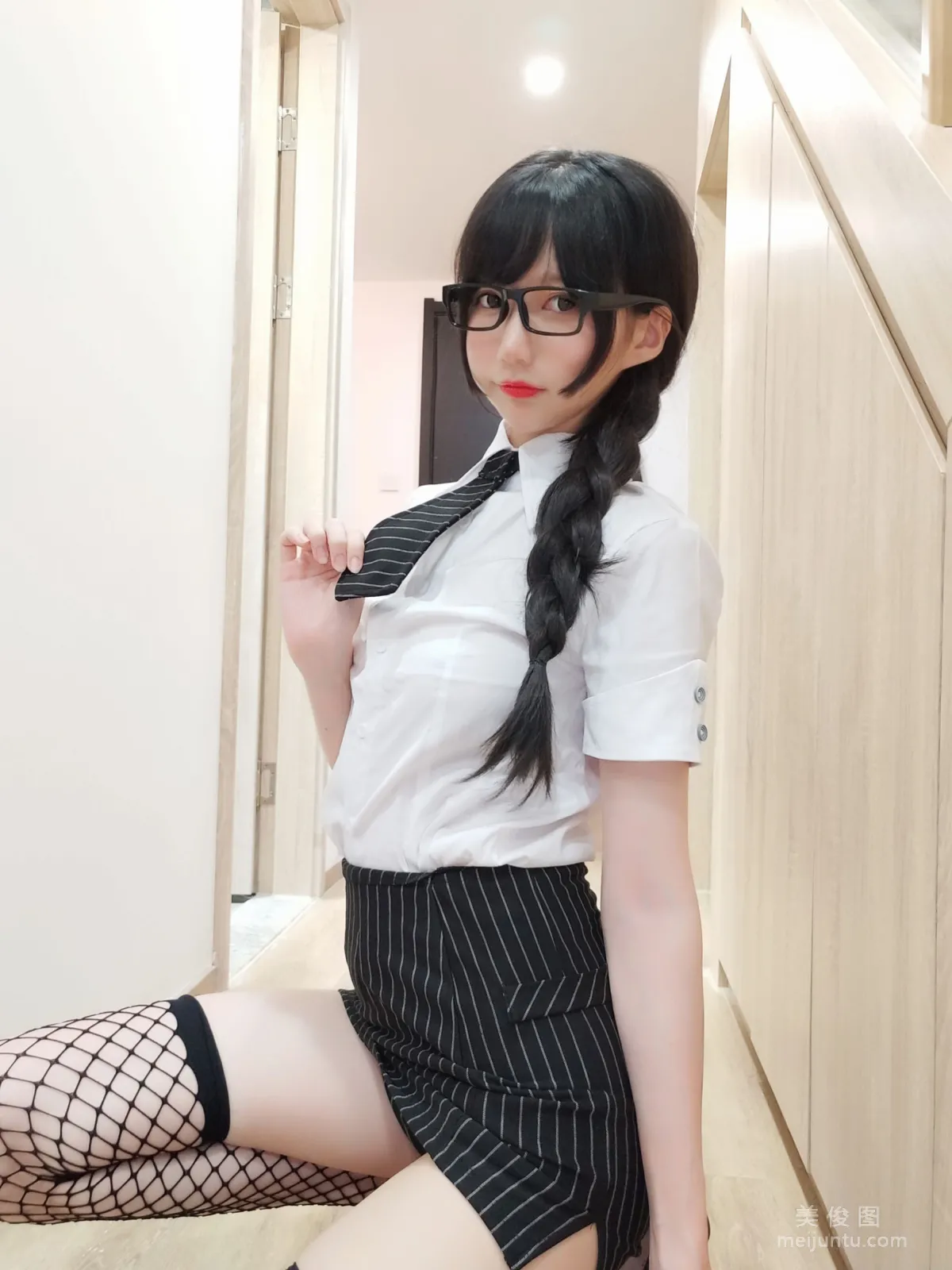 Mo Wumiao: Web Idols photo 18