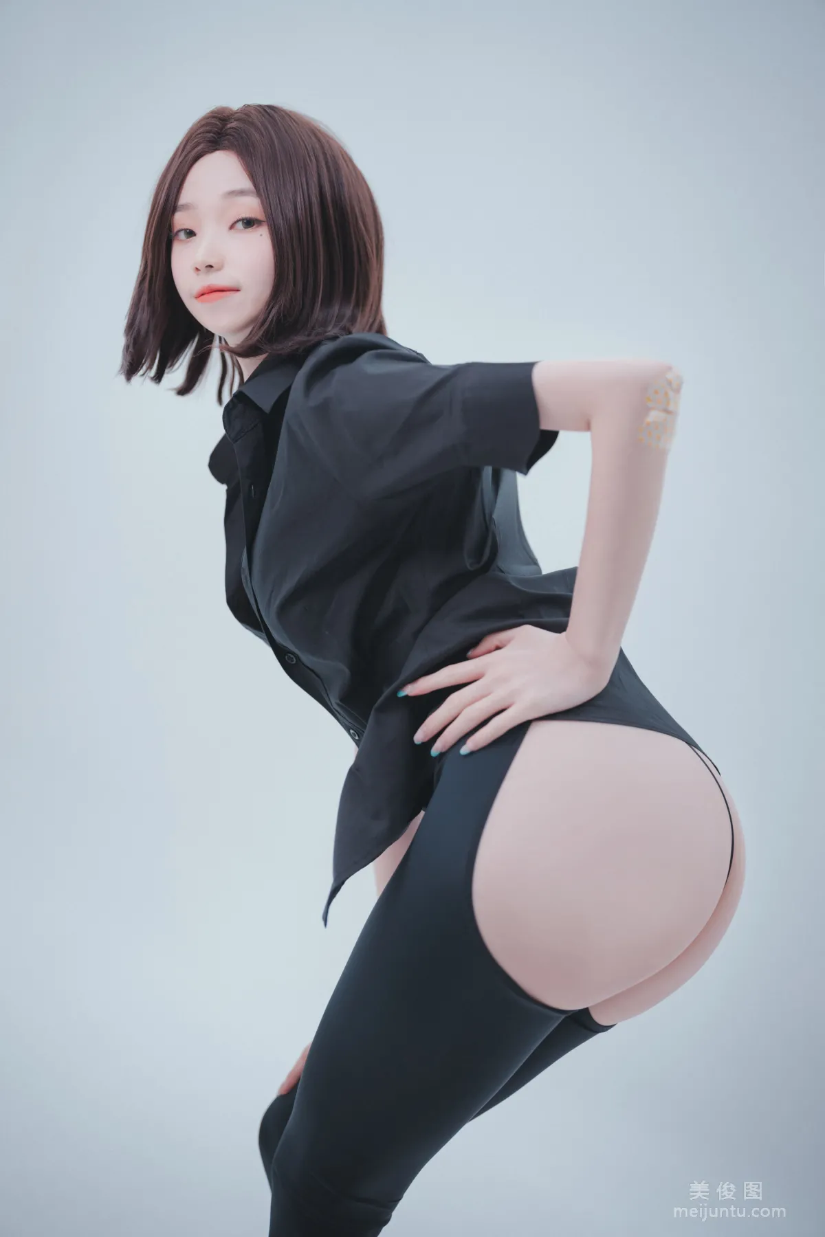 [DJAWA]  BamBi - Hi Sam! 写真套图1