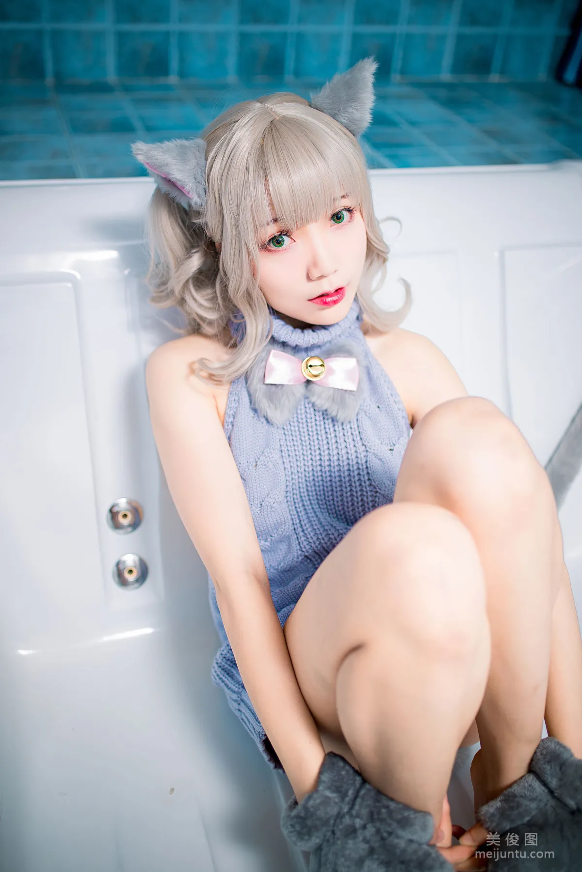 [網紅COSER] 蘿莉福利真央Mao - 露背毛衣 4