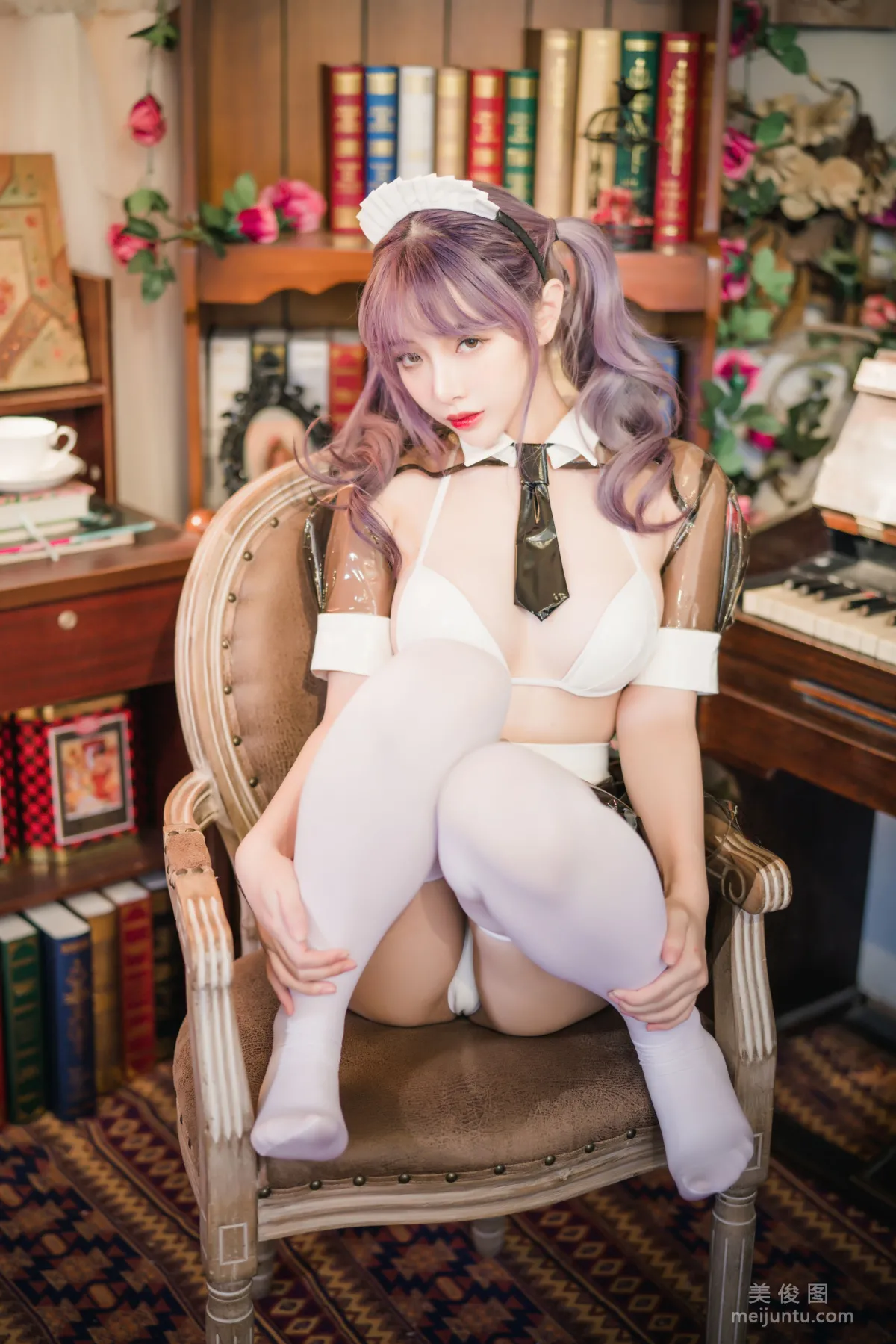 [COS] Wenmei Bujiang Daoli - Transparent Leather Maid photo 17