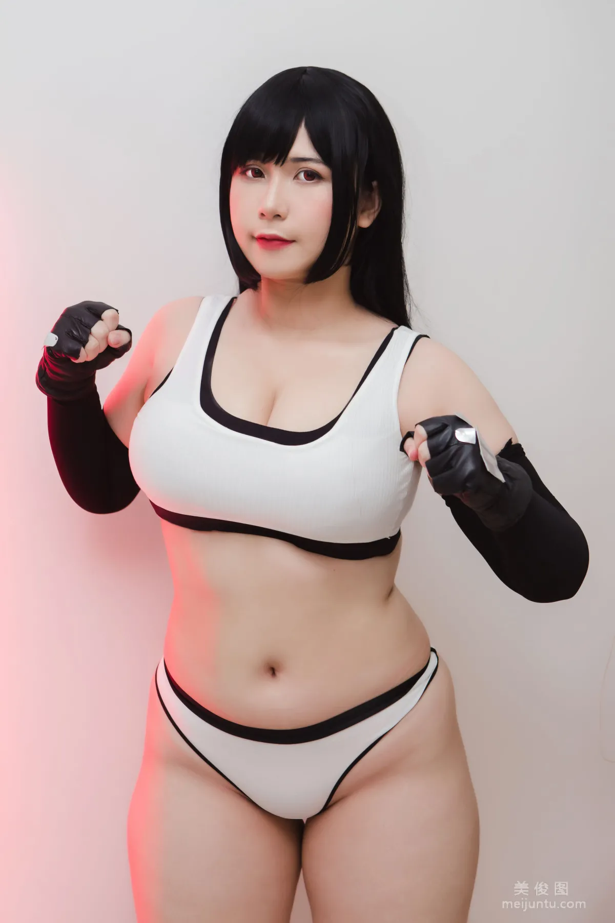 [Web Idol Coser Photos] Uy Uy - Tifa Lockhart photo 5
