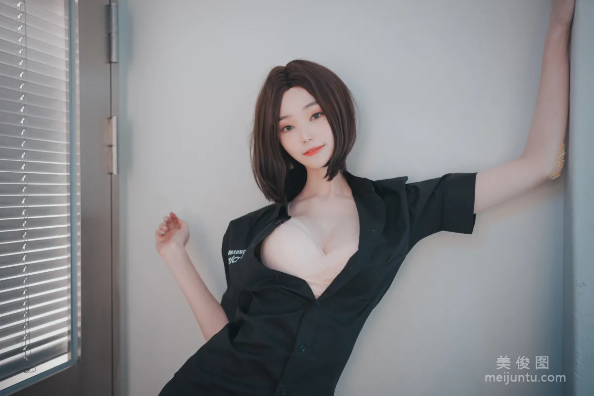 [DJAWA]  BamBi - Hi Sam! 写真套图24