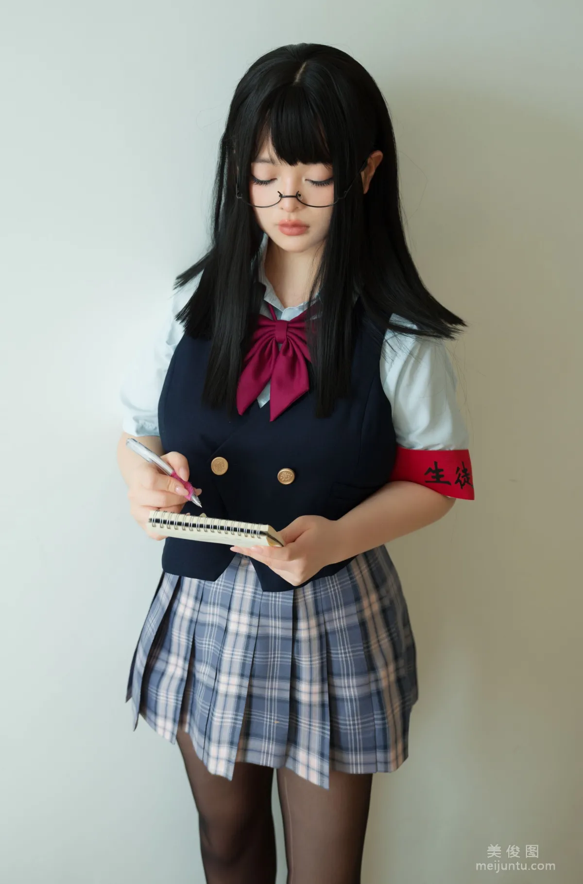 [Web Celebrity Coser Photos] NinJA Azhaizhai - Student Council President photo 2