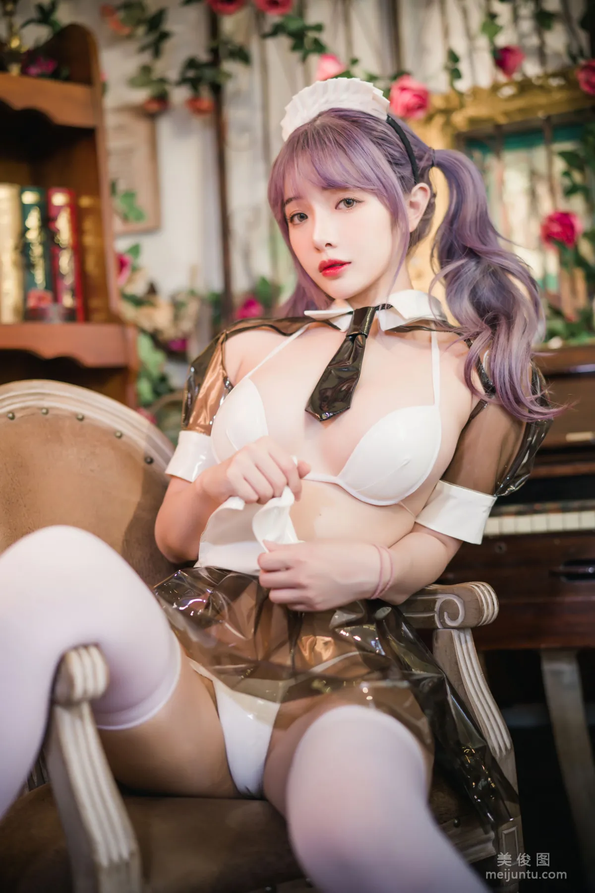 [COS] Wenmei Bujiang Daoli - Transparent Leather Maid photo 10