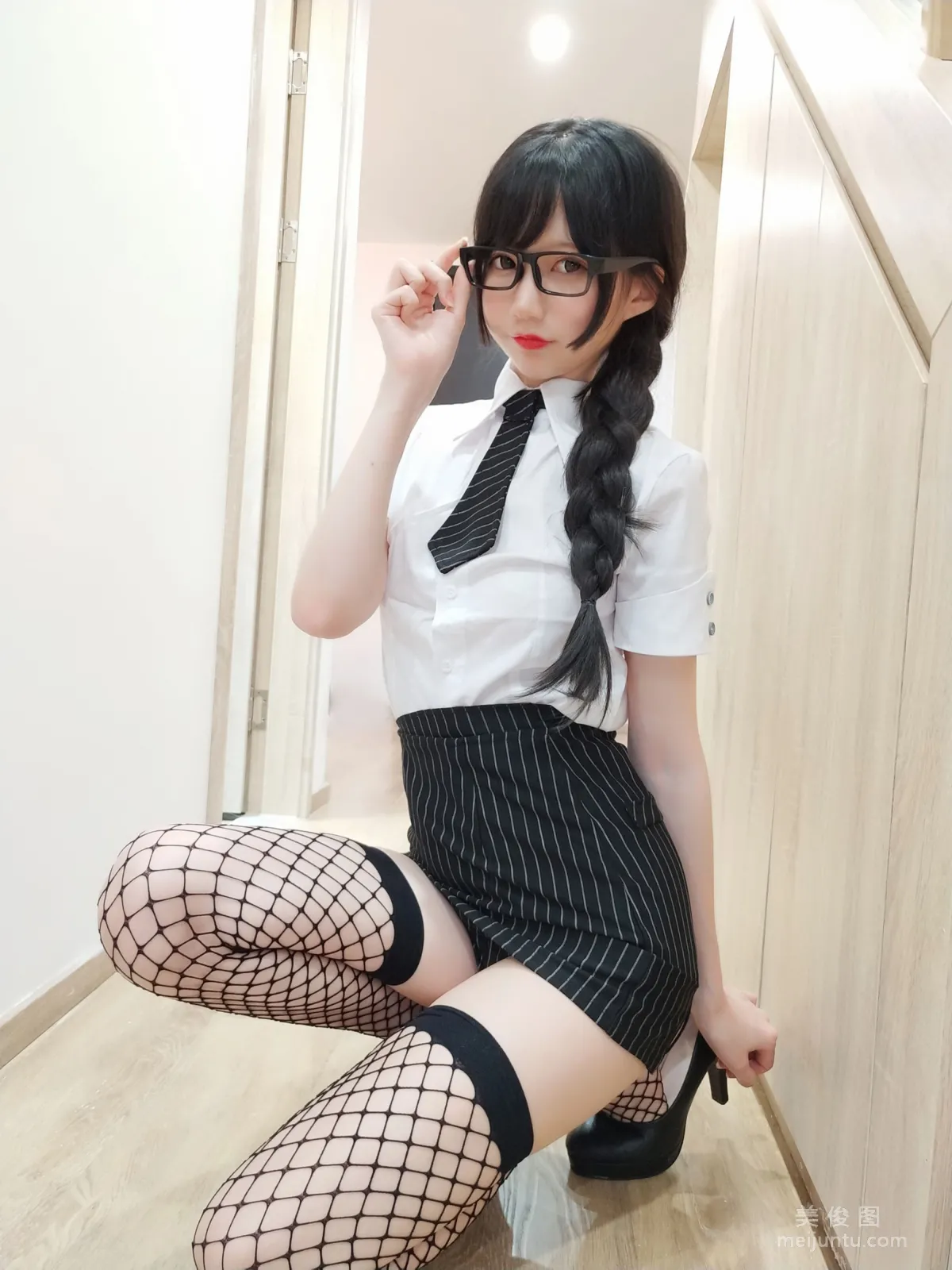 Mo Wumiao: Web Idols photo 19