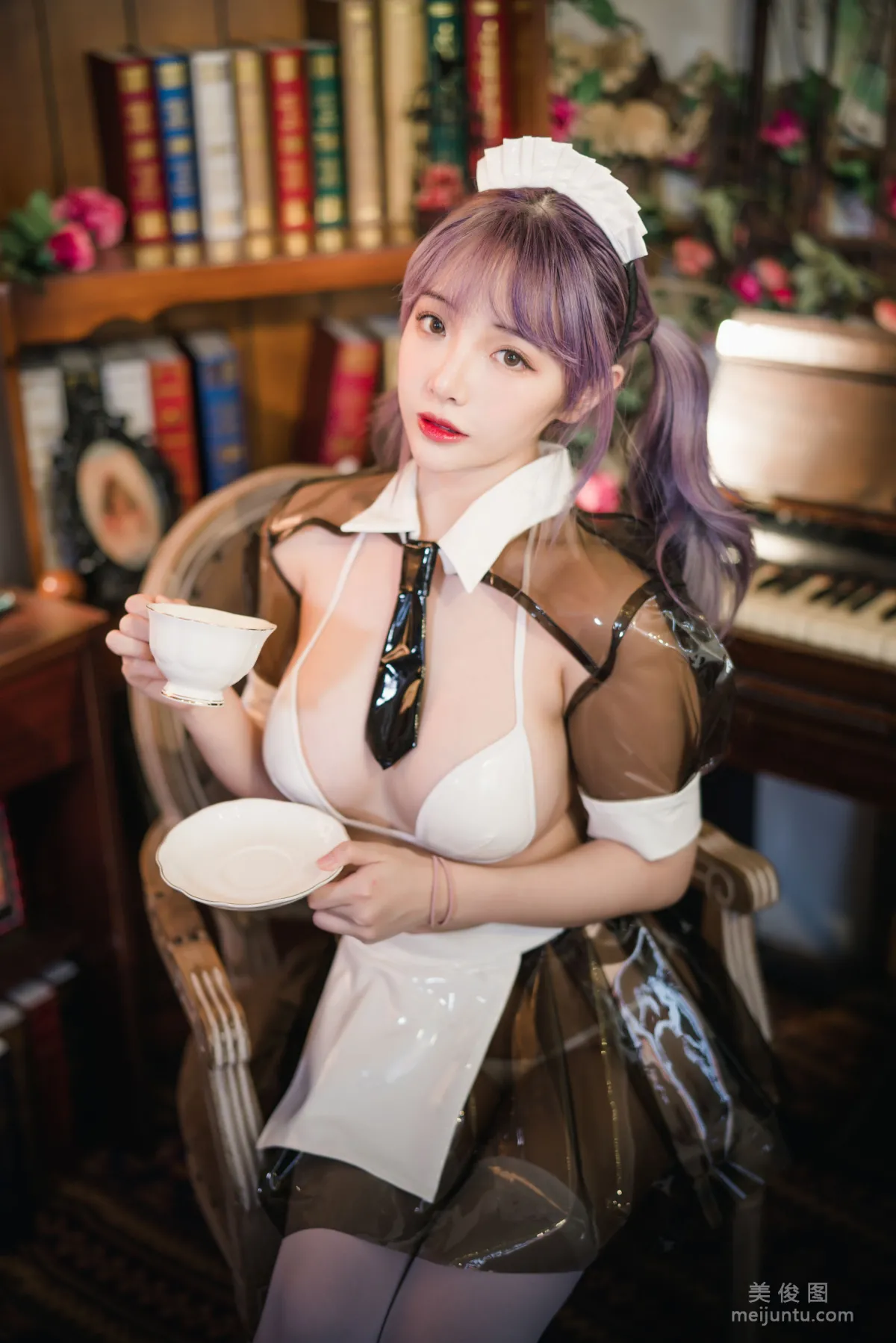 [COS] Wenmei Bujiang Daoli - Transparent Leather Maid photo 8