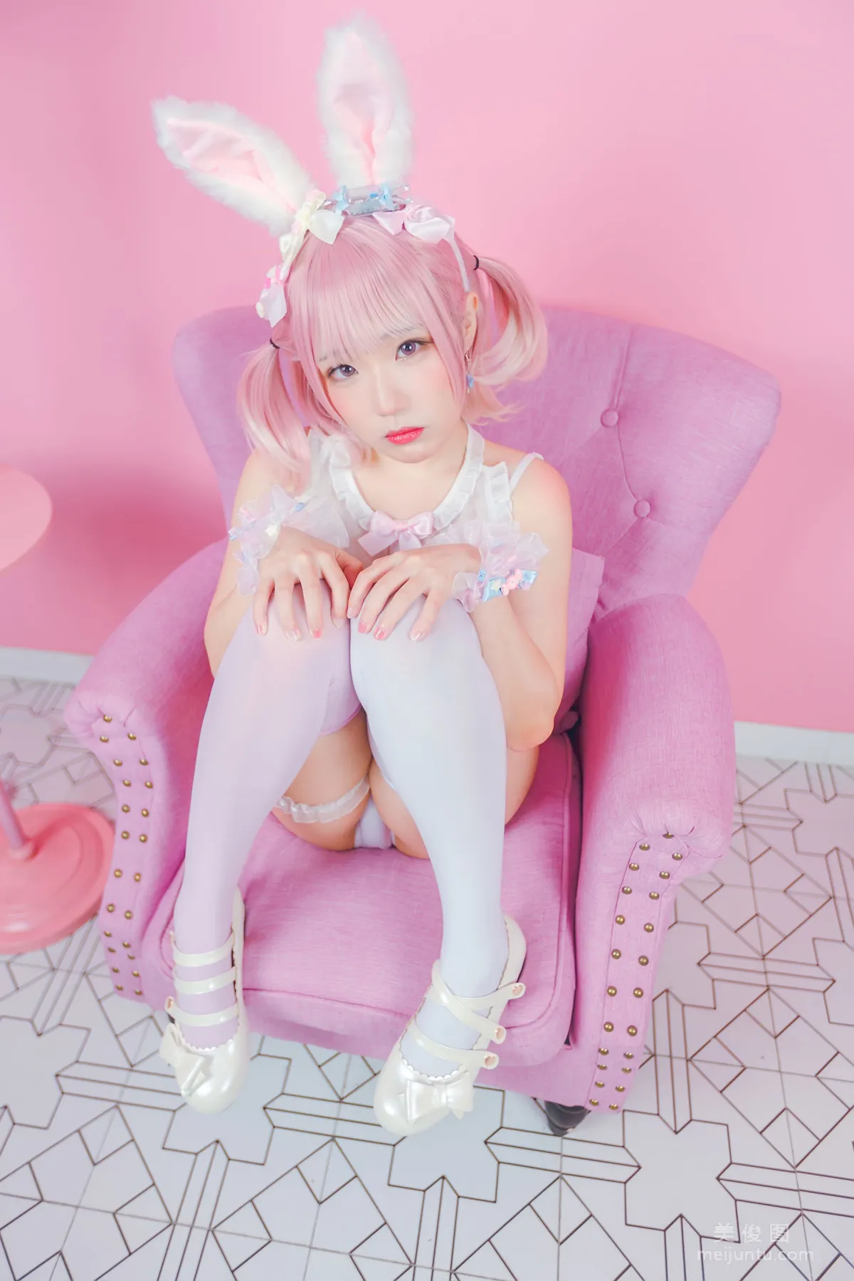 Mime Mimei: Web Idols photo 4