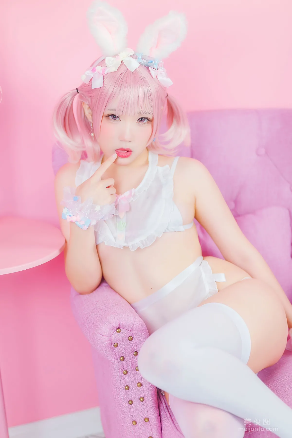 Mime Mimei: Web Idols photo 5