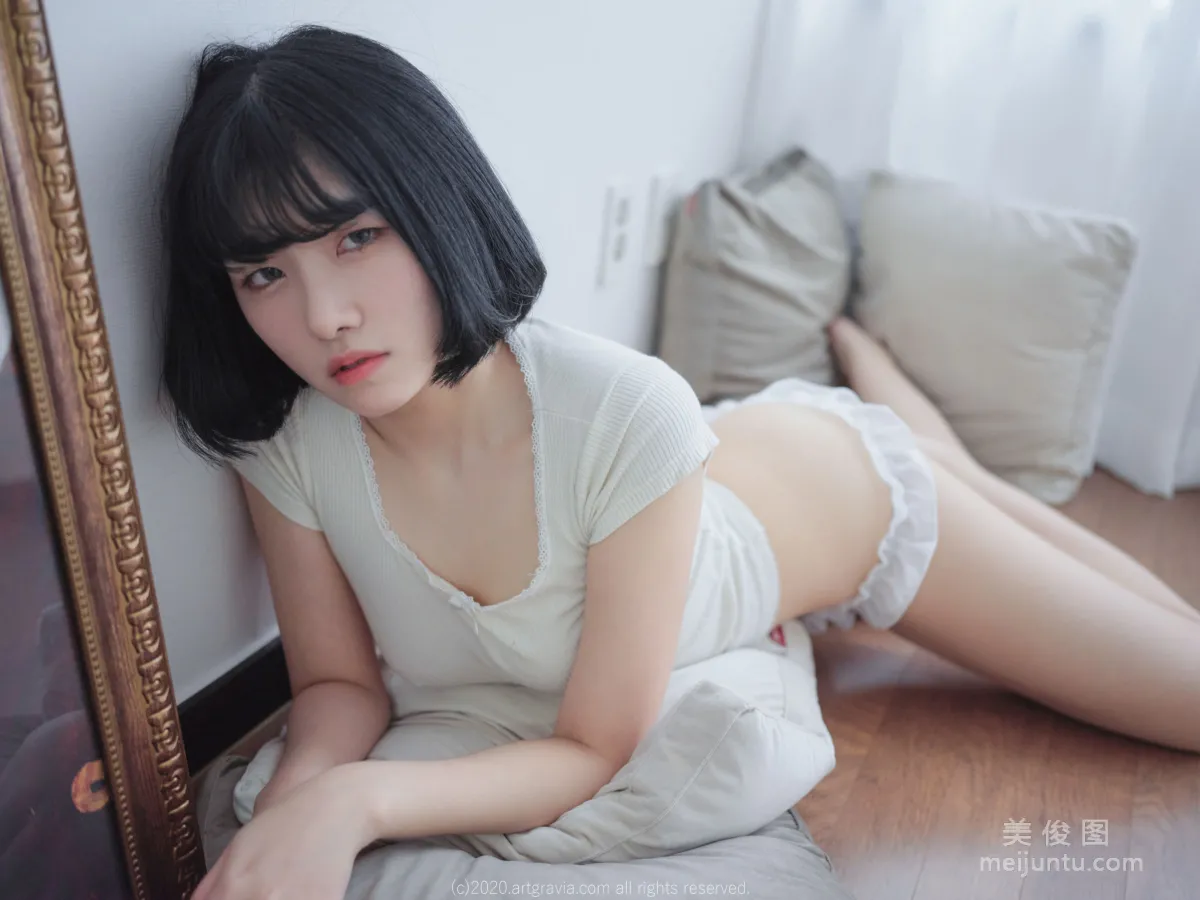 [ARTGRAVIA] VOL.210 Sonson - 床拍性感背心系列 21