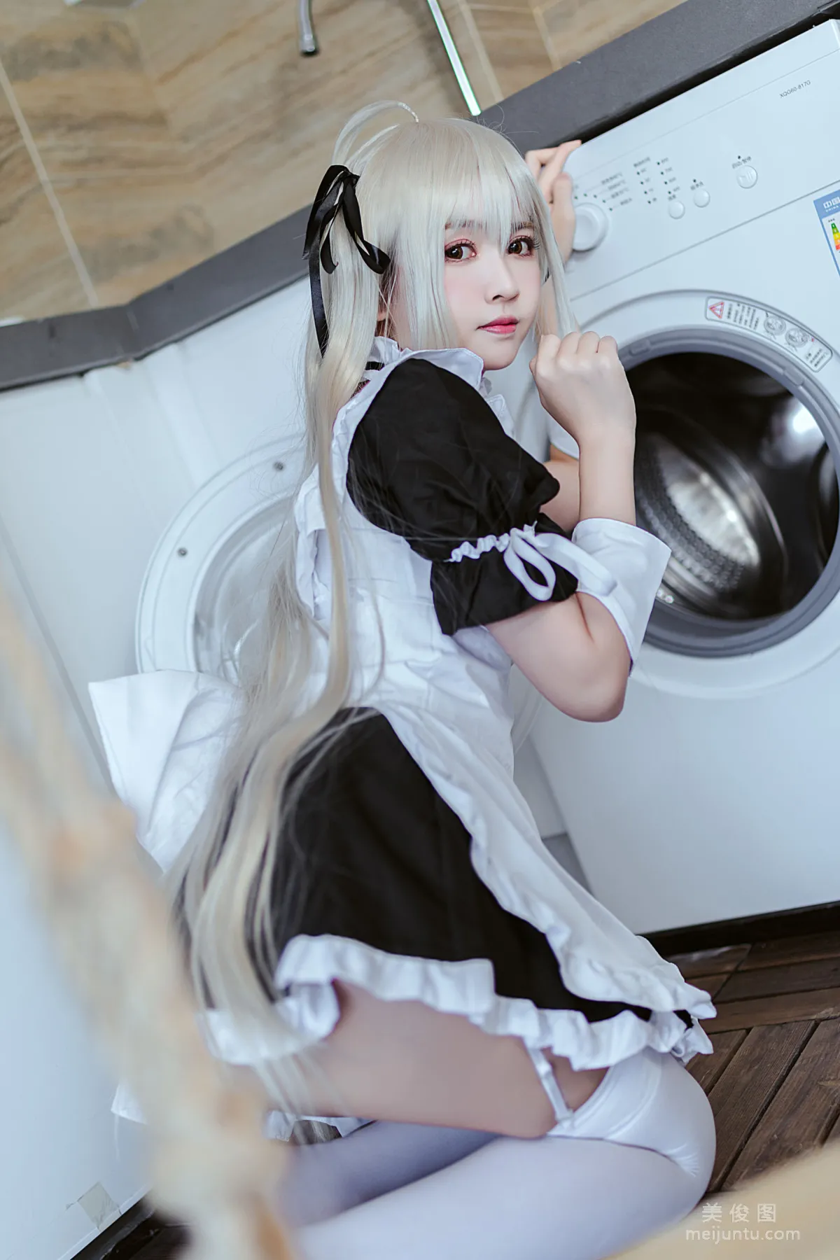 Manyu Feier: Web Idols photo 6