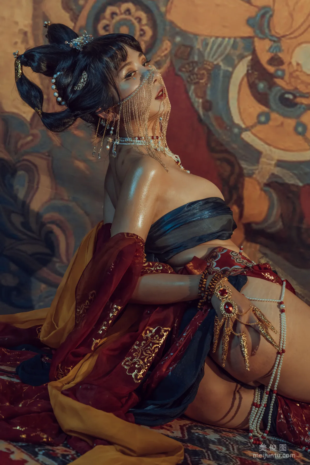Yun Xixi: Web Idols photo 1