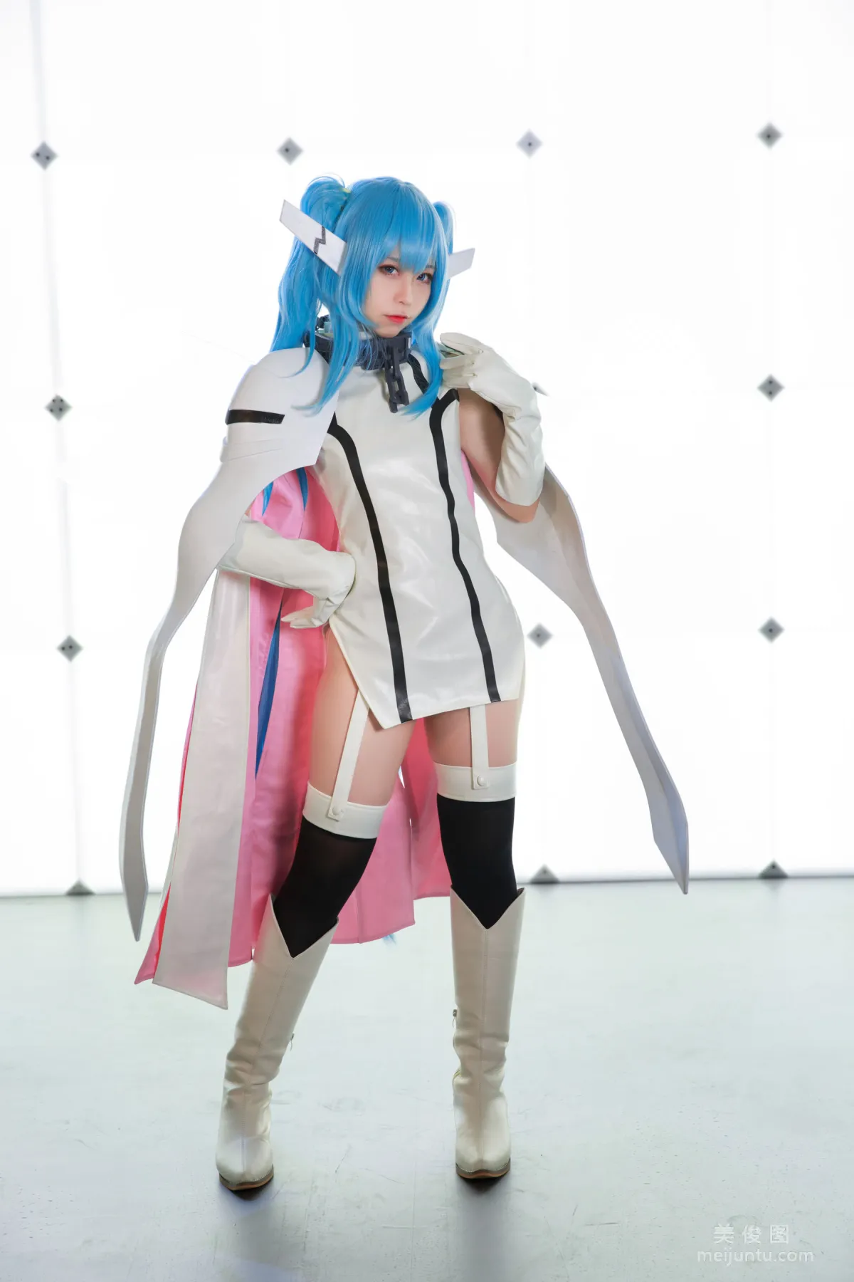 [Web Idol COSER Photos] Anime Blogger G44 Buhui Shoushang - Nymph photo 1