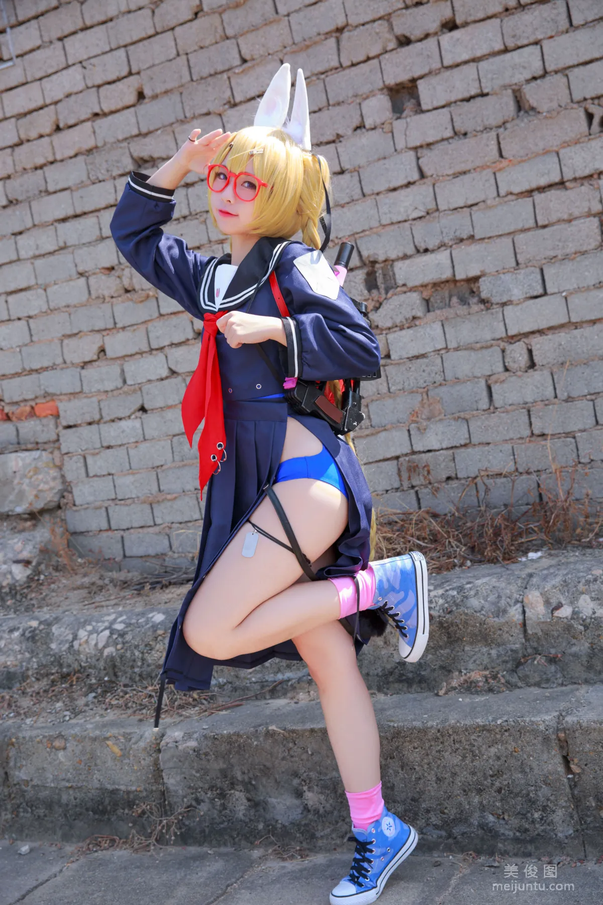 [Web Idols COSER Photos] Anime Blogger G44 Buhui Shoushang - Whirlwind School Uniform photo 3
