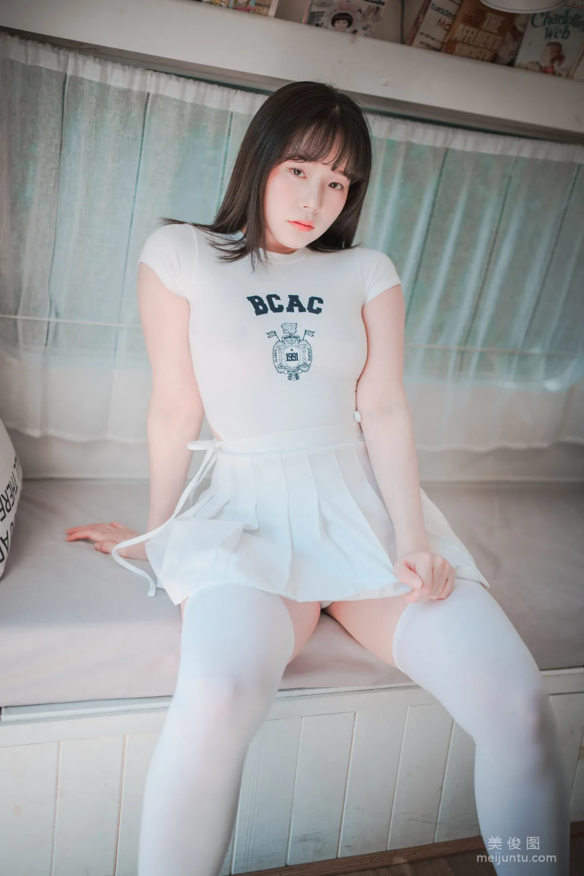 [DJAWA] PIA - Classic Athletic Girl Photo Set photo 24