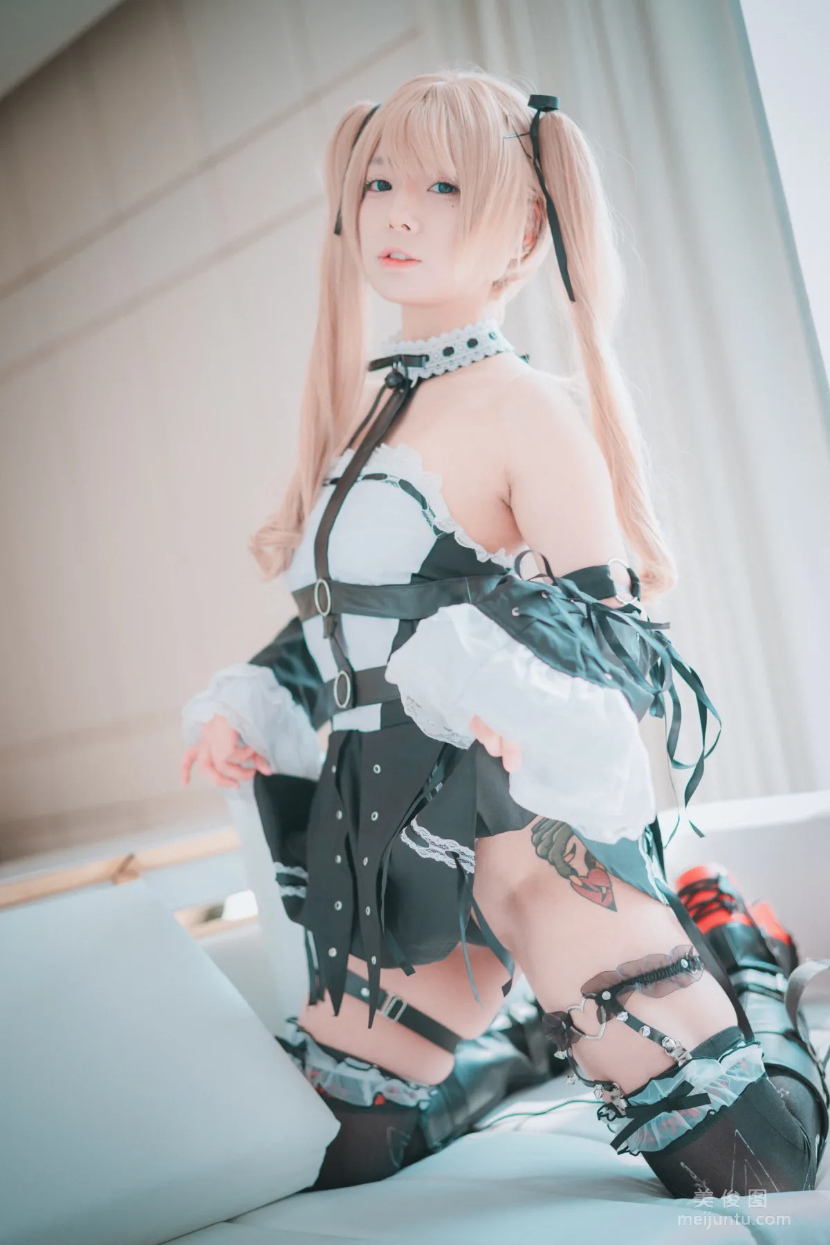 [DJAWA] Maruemon - Blooming Blood Rose (DoA) Photo Set photo 12