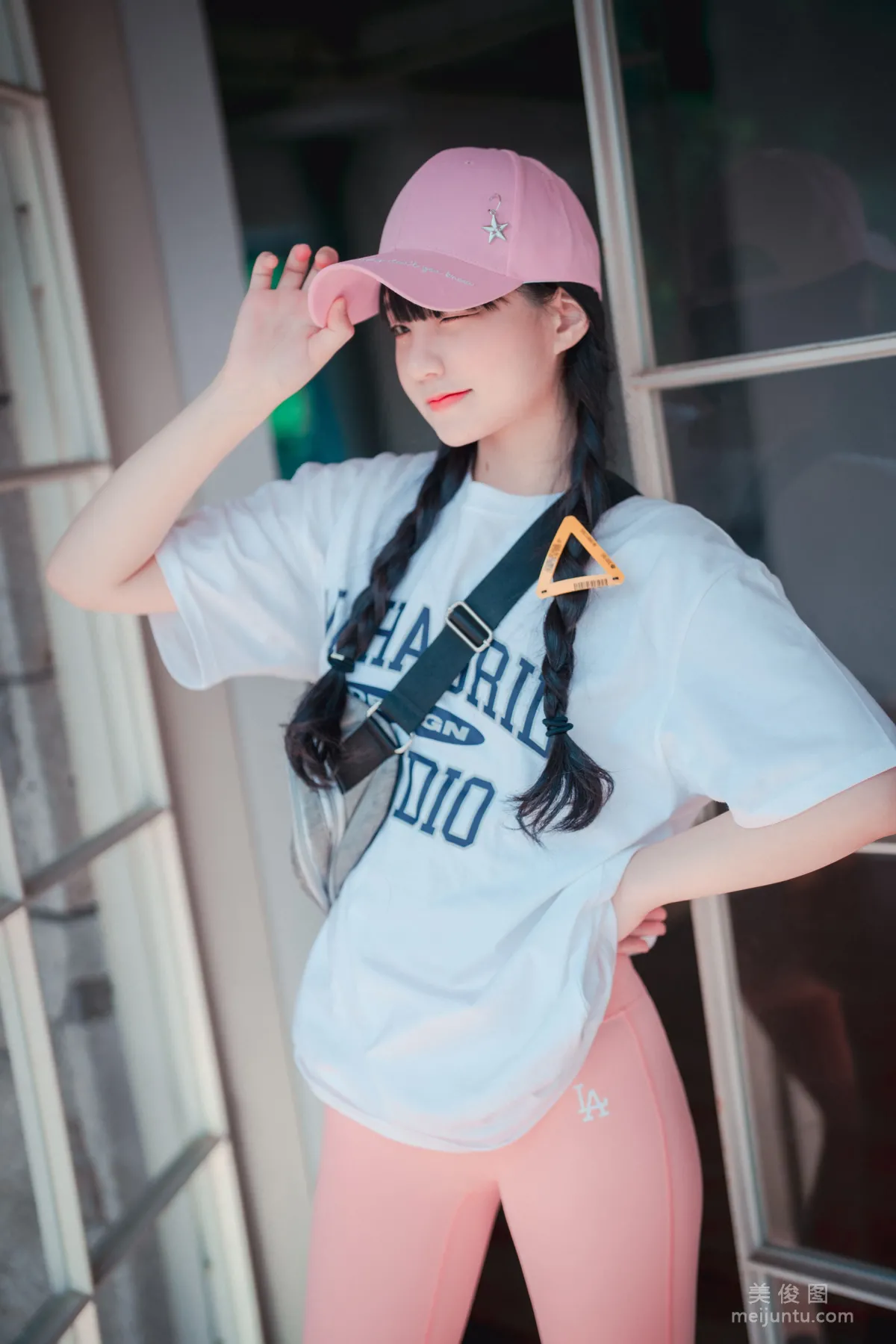 [DJAWA] Jenny - Loose and Tight Pink 寫真套圖 12