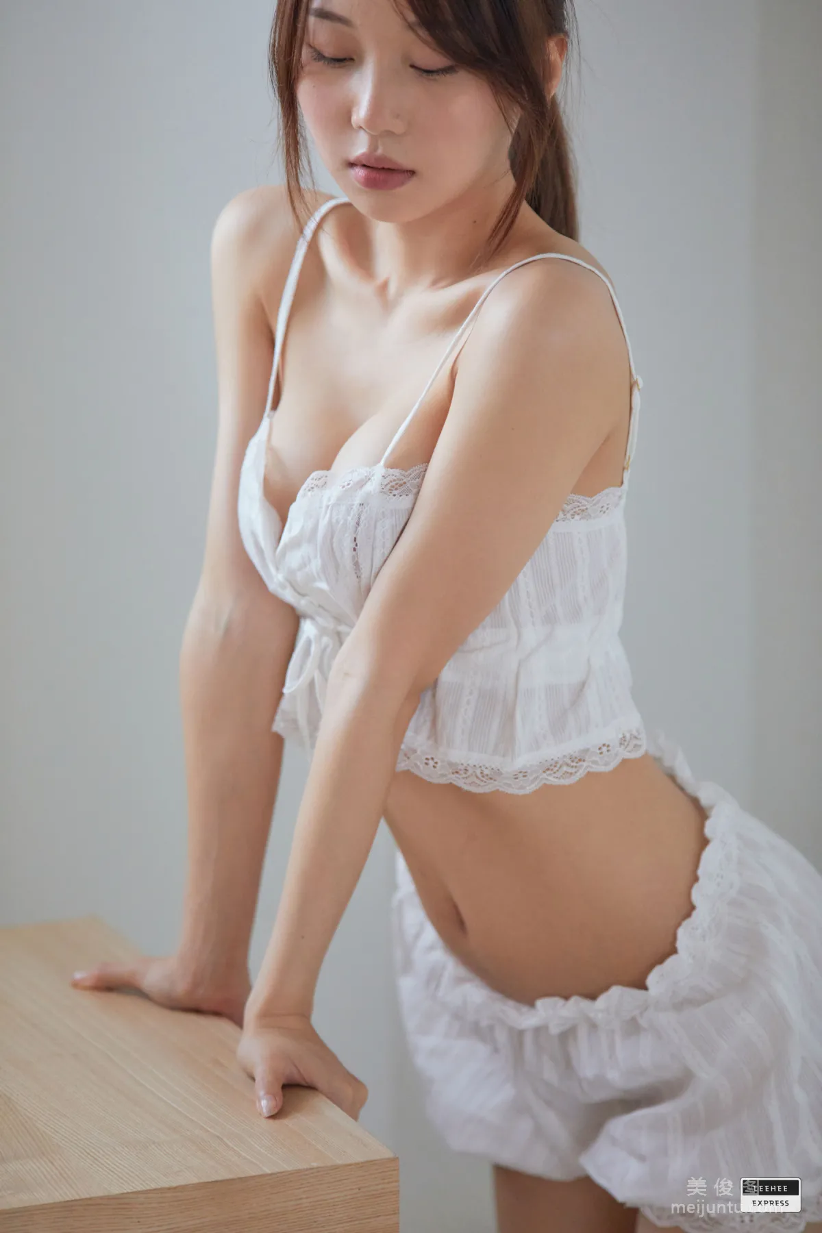 S.O: Leehee Express LEBE-043B photo 37