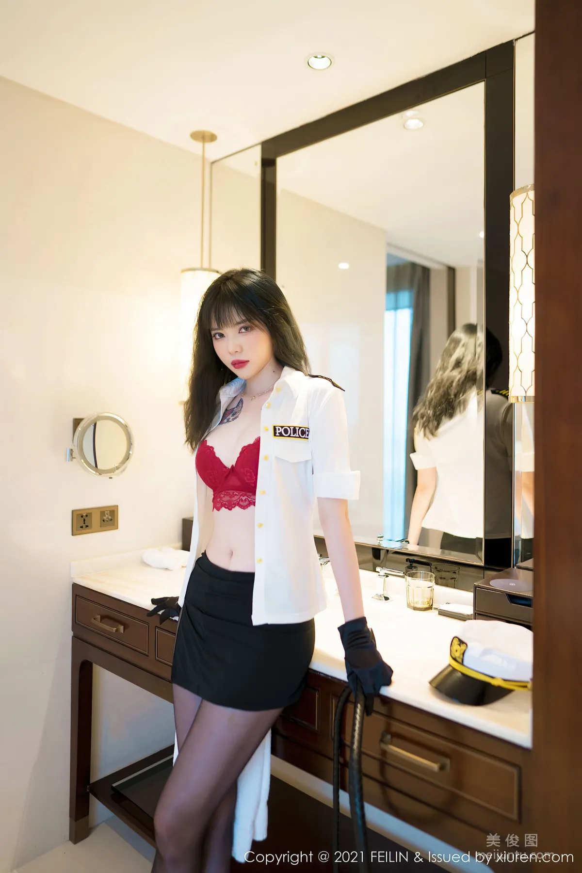 [嗲囡囡FEILIN] VOL.399 Arude薇薇 - 情趣警花制服与清纯格子裙系列18