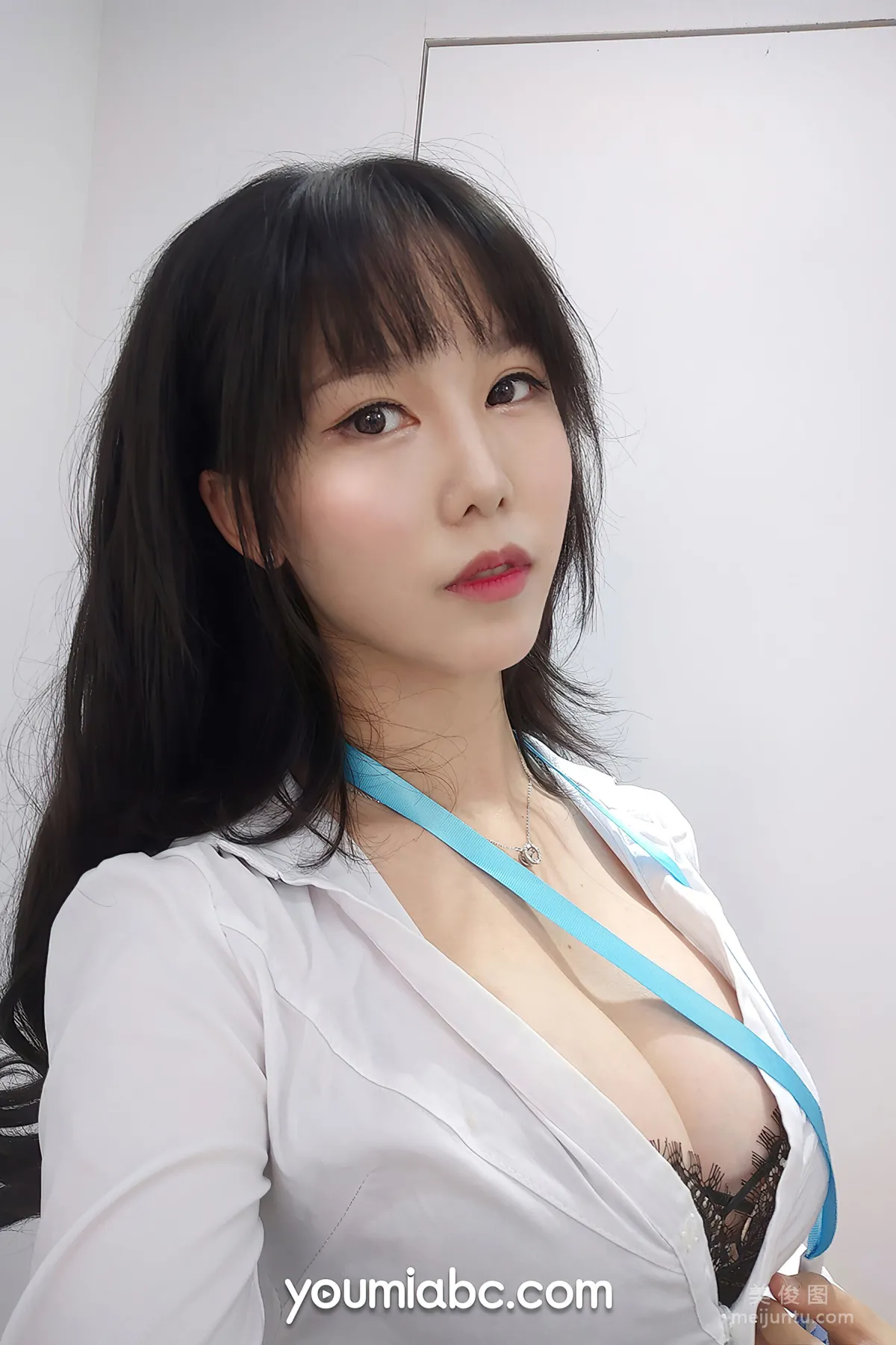 [尤蜜YouMi] 抖娘利世 - OL午間自拍 14